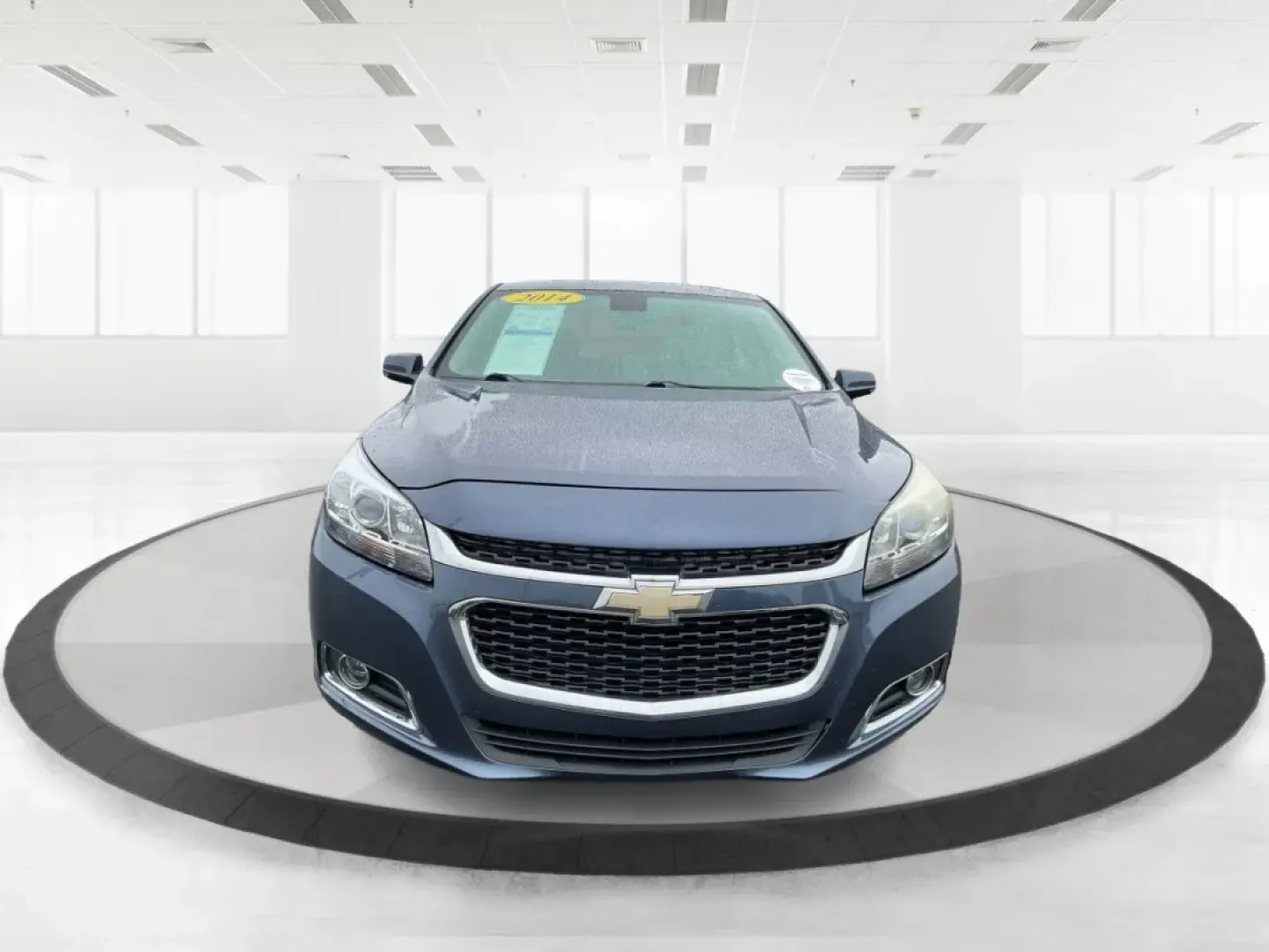 2014 Chevrolet Malibu 2LT (1G11E5SL5EF) with an ECOTEC 2.5L I-4 gasoline direct injection engine, located at 401 Woodman Dr, Riverside, OH, 45431, (937) 908-9800, 39.760899, -84.123421 - Are you searching for a reliable vehicle that can handle daily commutes while still making weekend adventures a breeze? Look no further than this stunning 2014 Chevrolet Malibu 2LT, available now at Advantage Car and Credit in Riverside, OH. With its sleek design and impressive features, this sedan - Photo#7