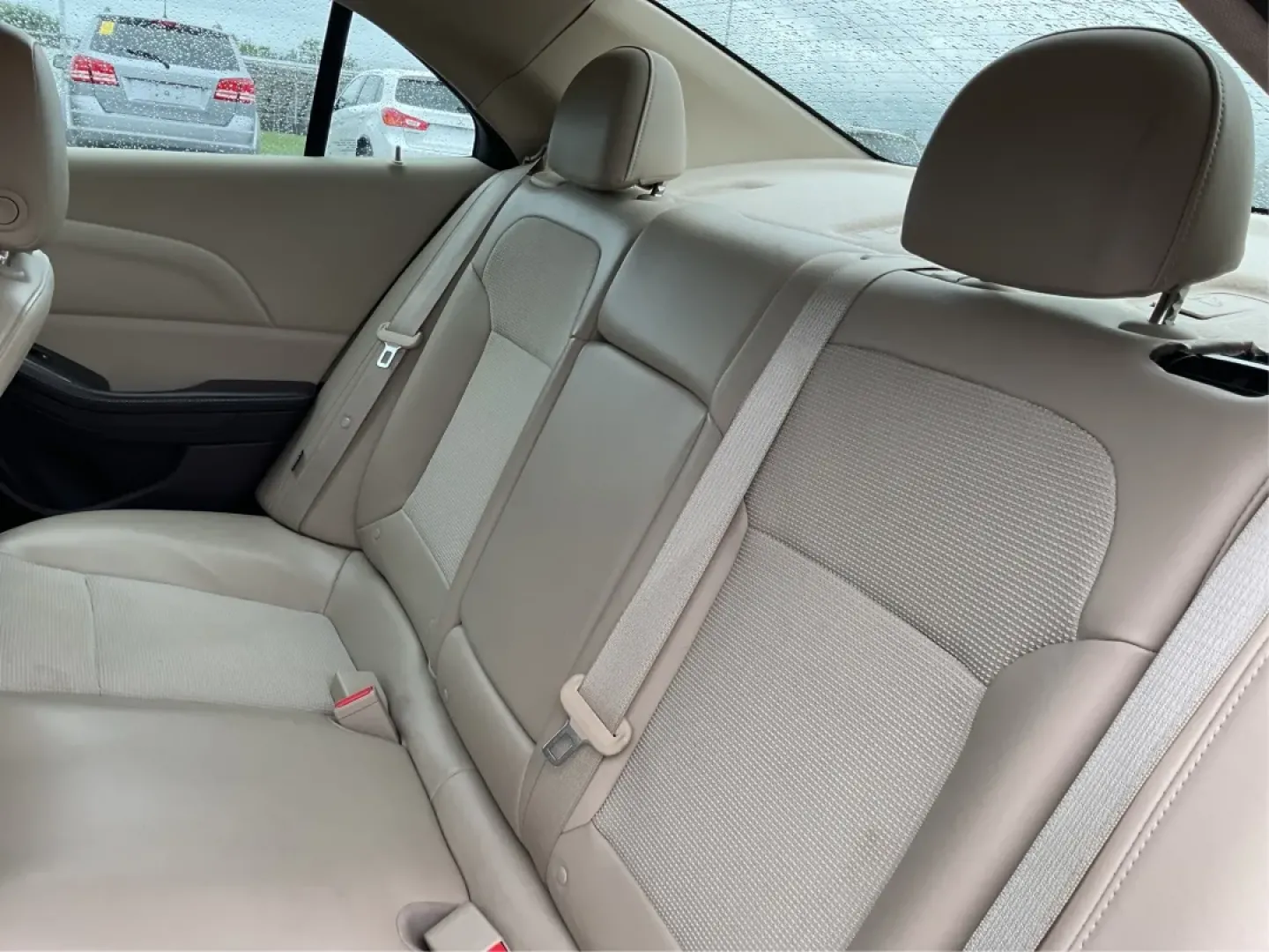 2014 Chevrolet Malibu 2LT (1G11E5SL5EF) with an ECOTEC 2.5L I-4 gasoline direct injection engine, located at 401 Woodman Dr, Riverside, OH, 45431, (937) 908-9800, 39.760899, -84.123421 - Are you searching for a reliable vehicle that can handle daily commutes while still making weekend adventures a breeze? Look no further than this stunning 2014 Chevrolet Malibu 2LT, available now at Advantage Car and Credit in Riverside, OH. With its sleek design and impressive features, this sedan - Photo#10