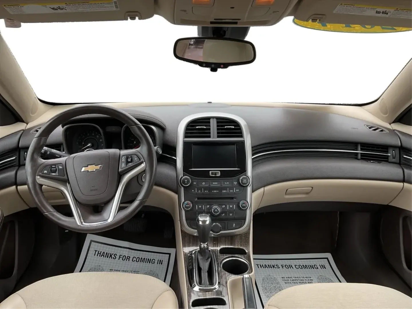 2014 Chevrolet Malibu 2LT (1G11E5SL5EF) with an ECOTEC 2.5L I-4 gasoline direct injection engine, located at 401 Woodman Dr, Riverside, OH, 45431, (937) 908-9800, 39.760899, -84.123421 - Are you searching for a reliable vehicle that can handle daily commutes while still making weekend adventures a breeze? Look no further than this stunning 2014 Chevrolet Malibu 2LT, available now at Advantage Car and Credit in Riverside, OH. With its sleek design and impressive features, this sedan - Photo#21