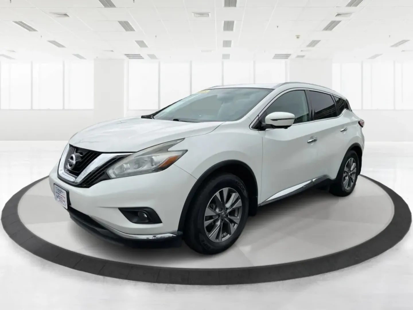2015 Nissan Murano SL (5N1AZ2MH1FN) with an 3.5L V-6 DOHC engine, located at 8750 N County Rd 25A, Piqua, OH, 45356, (937) 908-9800, 40.164391, -84.232513 - **Elevate Your Everyday Adventures with the 2015 Nissan Murano SL at Advantage Car and Credit - Piqua!**<br /> <br /> Are you looking for a versatile vehicle that can seamlessly transition from family outings to weekend getaways? The 2015 Nissan Murano SL is the perfect companion for your everyday a - Photo#8