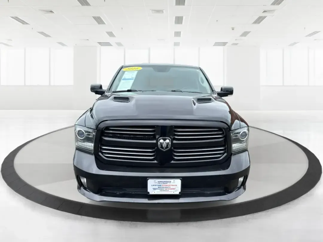 2016 Ram 1500 Sport (1C6RR7MT2GS) with an 5.7L V8 OHV 16V engine, 6A transmission, located at 4508 South Dixie Dr, Moraine, OH, 45439, (937) 908-9800, 39.689976, -84.218452 - **Unleash Your Adventurous Spirit with the 2016 Ram 1500 Sport!**<br /> <br /> Are you ready to elevate your driving experience? Whether you're navigating the daily grind of your commute, transporting the kids to soccer practice, or gearing up for a weekend adventure, the 2016 Ram 1500 Sport is desi - Photo#7