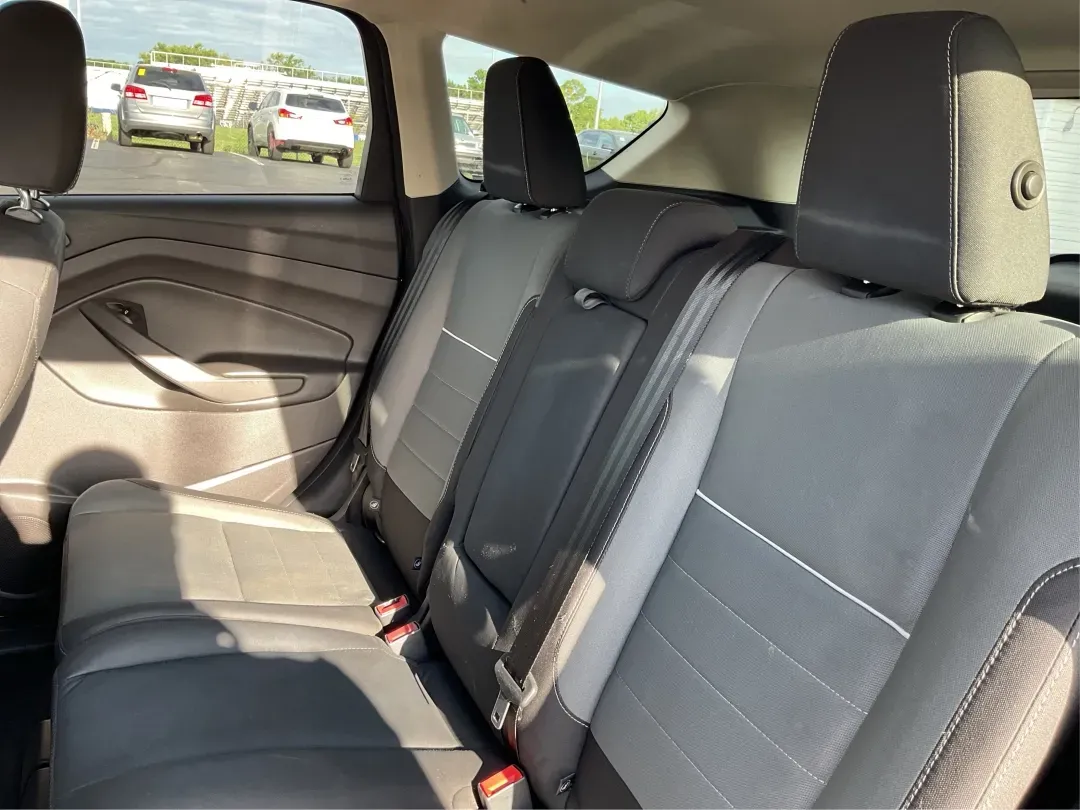 2015 Ford Escape SE (1FMCU0G76FU) with an Other engine, located at 4508 South Dixie Dr, Moraine, OH, 45439, (937) 908-9800, 39.689976, -84.218452 - **Discover the Ultimate Family Adventure Vehicle: 2015 Ford Escape SE at Advantage Car and Credit - Piqua**<br /> <br /> Are you ready to elevate your family road trips or weekend adventures? The 2015 Ford Escape SE offers the perfect blend of style, comfort, and utility to meet the demands of an ac - Photo#10