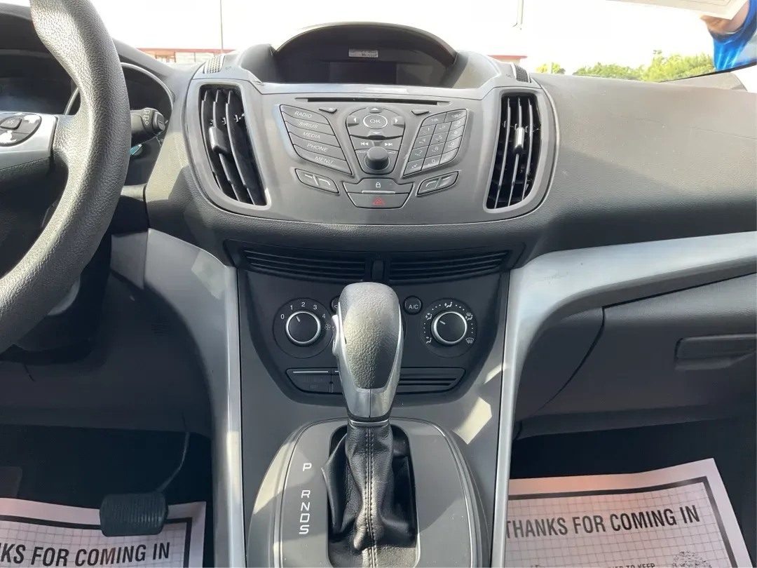 2015 Ford Escape SE (1FMCU0G76FU) with an Other engine, located at 4508 South Dixie Dr, Moraine, OH, 45439, (937) 908-9800, 39.689976, -84.218452 - **Discover the Ultimate Family Adventure Vehicle: 2015 Ford Escape SE at Advantage Car and Credit - Piqua**<br /> <br /> Are you ready to elevate your family road trips or weekend adventures? The 2015 Ford Escape SE offers the perfect blend of style, comfort, and utility to meet the demands of an ac - Photo#13