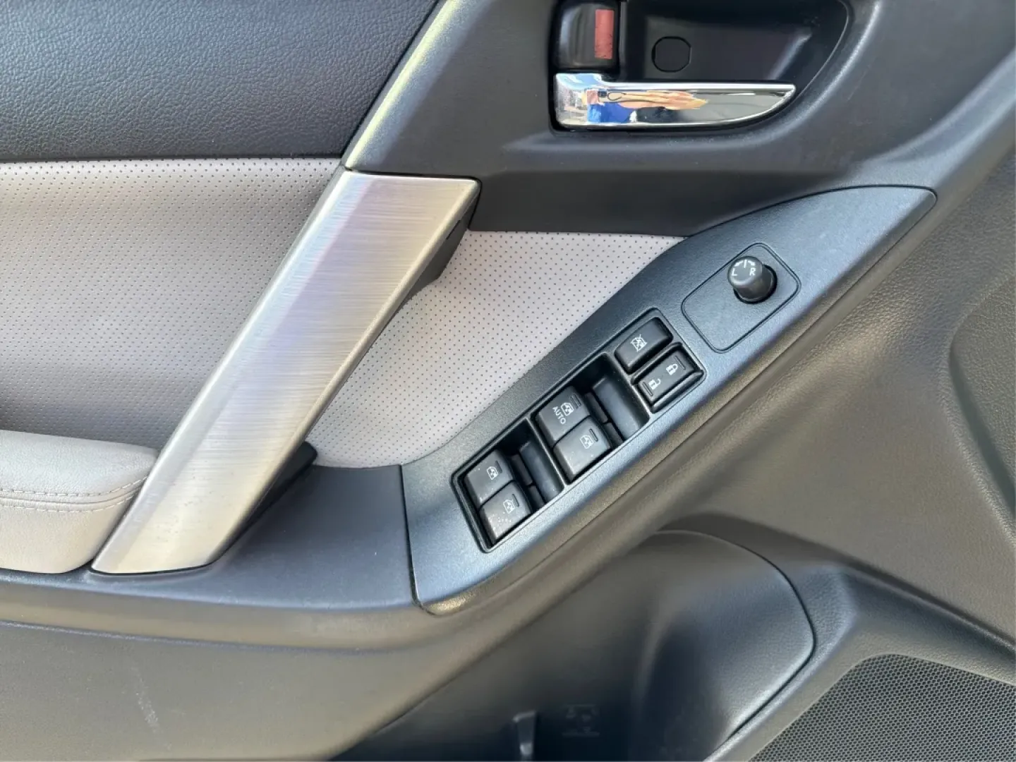 2016 Subaru Forester 2.5i Touring (JF2SJAVC0GH) with an 2.5L H4 SOHC 16V engine, Continuously Variable Transmission transmission, located at 8750 N County Rd 25A, Piqua, OH, 45356, (937) 908-9800, 40.164391, -84.232513 - ### Discover Adventure with the 2016 Subaru Forester 2.5i Touring at Advantage Car and Credit - Piqua!<br /> <br /> Are you looking for the perfect vehicle to enhance your family outings, weekend adventures, or daily commutes? Look no further than the 2016 Subaru Forester 2.5i Touring, available now - Photo#19