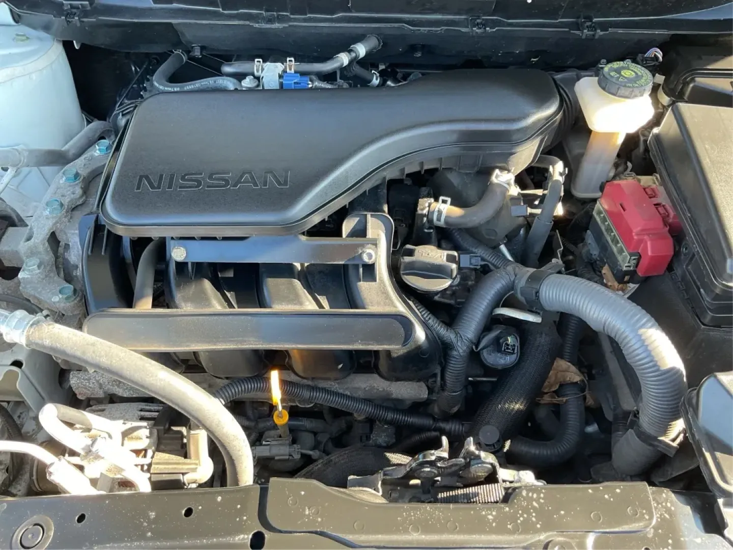 2018 Nissan Rogue S (JN1BJ1CR8JW) with an 2L I-4 gasoline direct injection engine, located at 1184 Kauffman Ave, Fairborn, OH, 45324, (937) 908-9800, 39.807072, -84.030914 - **Adventure Awaits with the 2018 Nissan Rogue: Your Ultimate Family SUV!**<br /> <br /> Are you in search of a reliable and spacious vehicle that caters to your family's active lifestyle? Look no further than the 2018 Nissan Rogue, available now at Advantage Car and Credit in Fairborn, OH. This vers - Photo#11