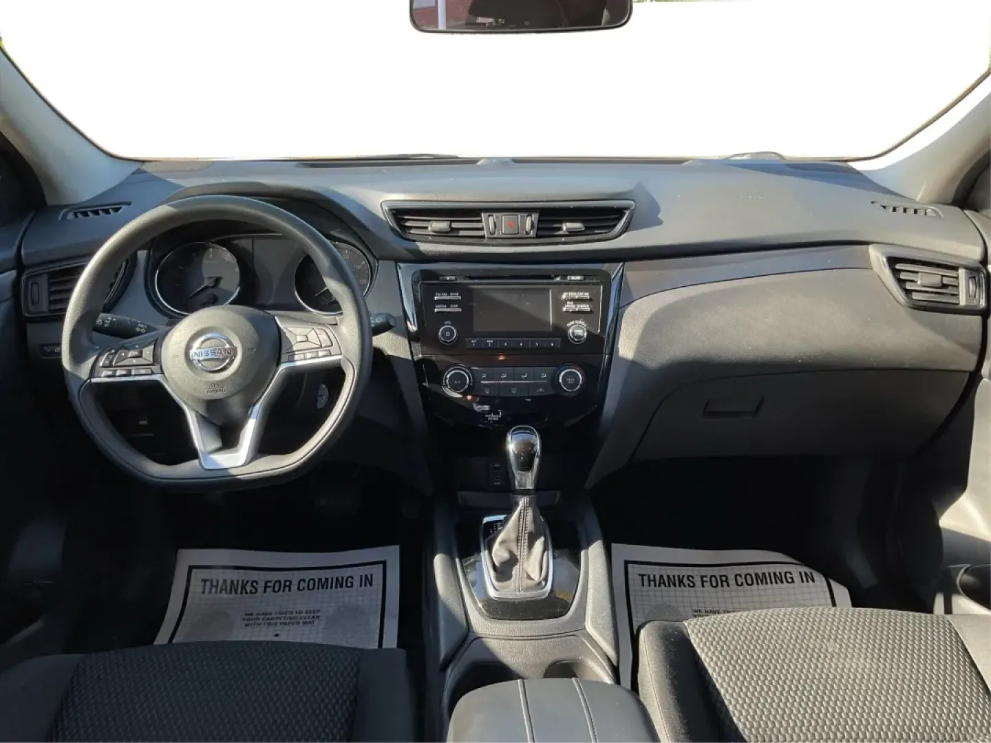 2018 Nissan Rogue S (JN1BJ1CR8JW) with an 2L I-4 gasoline direct injection engine, located at 1184 Kauffman Ave, Fairborn, OH, 45324, (937) 908-9800, 39.807072, -84.030914 - **Adventure Awaits with the 2018 Nissan Rogue: Your Ultimate Family SUV!**<br /> <br /> Are you in search of a reliable and spacious vehicle that caters to your family's active lifestyle? Look no further than the 2018 Nissan Rogue, available now at Advantage Car and Credit in Fairborn, OH. This vers - Photo#19