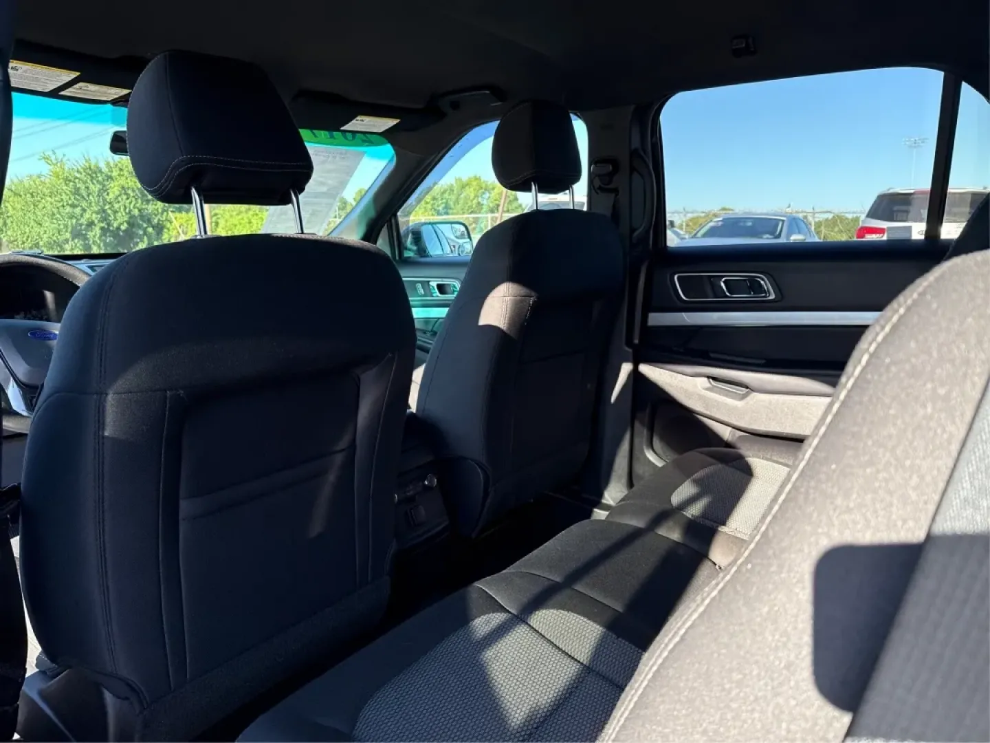 2017 Ford Explorer XLT (1FM5K8D82HG) with an EcoBoost 2.3L I-4 gasoline direct injection engine, located at 1184 Kauffman Ave, Fairborn, OH, 45324, (937) 908-9800, 39.807072, -84.030914 - **Explore Your Next Adventure with the 2017 Ford Explorer XLT at Advantage Car and Credit - Fairborn**<br /> <br /> Are you ready to upgrade your family vehicle for weekend getaways and daily adventures? Look no further than this stunning 2017 Ford Explorer XLT, a perfect blend of style, comfort, an - Photo#10