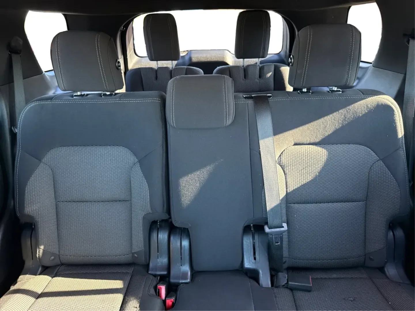 2017 Ford Explorer XLT (1FM5K8D82HG) with an EcoBoost 2.3L I-4 gasoline direct injection engine, located at 1184 Kauffman Ave, Fairborn, OH, 45324, (937) 908-9800, 39.807072, -84.030914 - **Explore Your Next Adventure with the 2017 Ford Explorer XLT at Advantage Car and Credit - Fairborn**<br /> <br /> Are you ready to upgrade your family vehicle for weekend getaways and daily adventures? Look no further than this stunning 2017 Ford Explorer XLT, a perfect blend of style, comfort, an - Photo#14