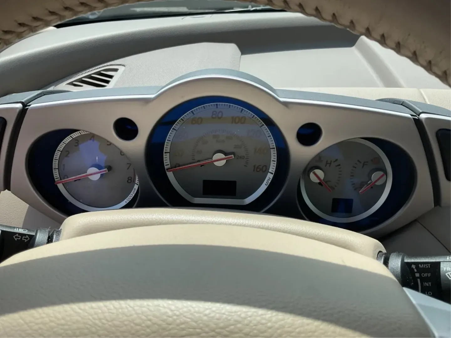 2007 Nissan Murano SL (JN8AZ08W37W) with an VQ 3.5L V-6 DOHC engine, located at 1230 East Main St, Xenia, OH, 45385, (937) 908-9800, 39.688026, -83.910172 - **Elevate Your Lifestyle with the 2007 Nissan Murano SL Perfect for Family Adventures and Daily Commuting!**<br /> <br /> Are you searching for the ideal vehicle that seamlessly blends style, comfort, and reliability? The 2007 Nissan Murano SL is the perfect fit for families on the go, weekend adve - Photo#15