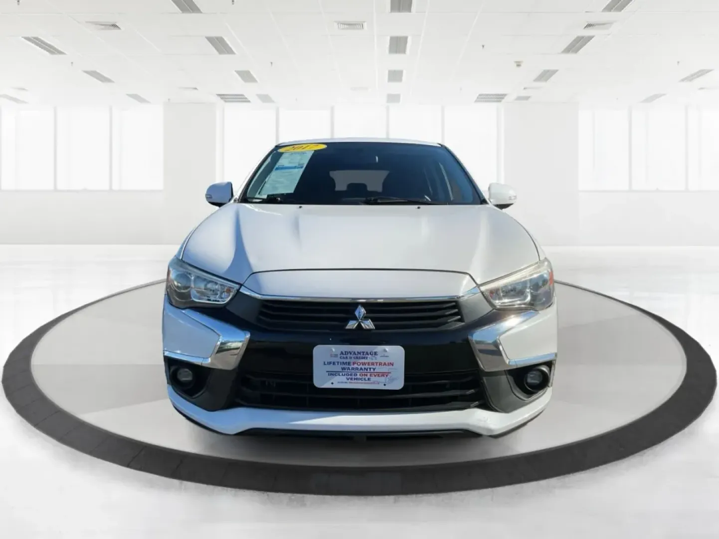 2017 Mitsubishi Outlander 2.0 ES (JA4AR3AU0HZ) with an 2L I-4 DOHC engine, located at 401 Woodman Dr, Riverside, OH, 45431, (937) 908-9800, 39.760899, -84.123421 - **Adventure Awaits with the 2017 Mitsubishi Outlander - Your Perfect Family SUV!**<br /> <br /> At Advantage Car and Credit - Piqua, we understand that your vehicle is more than just a mode of transportation; it's a gateway to adventure, a reliable partner for daily commutes, and a spacious haven fo - Photo#7