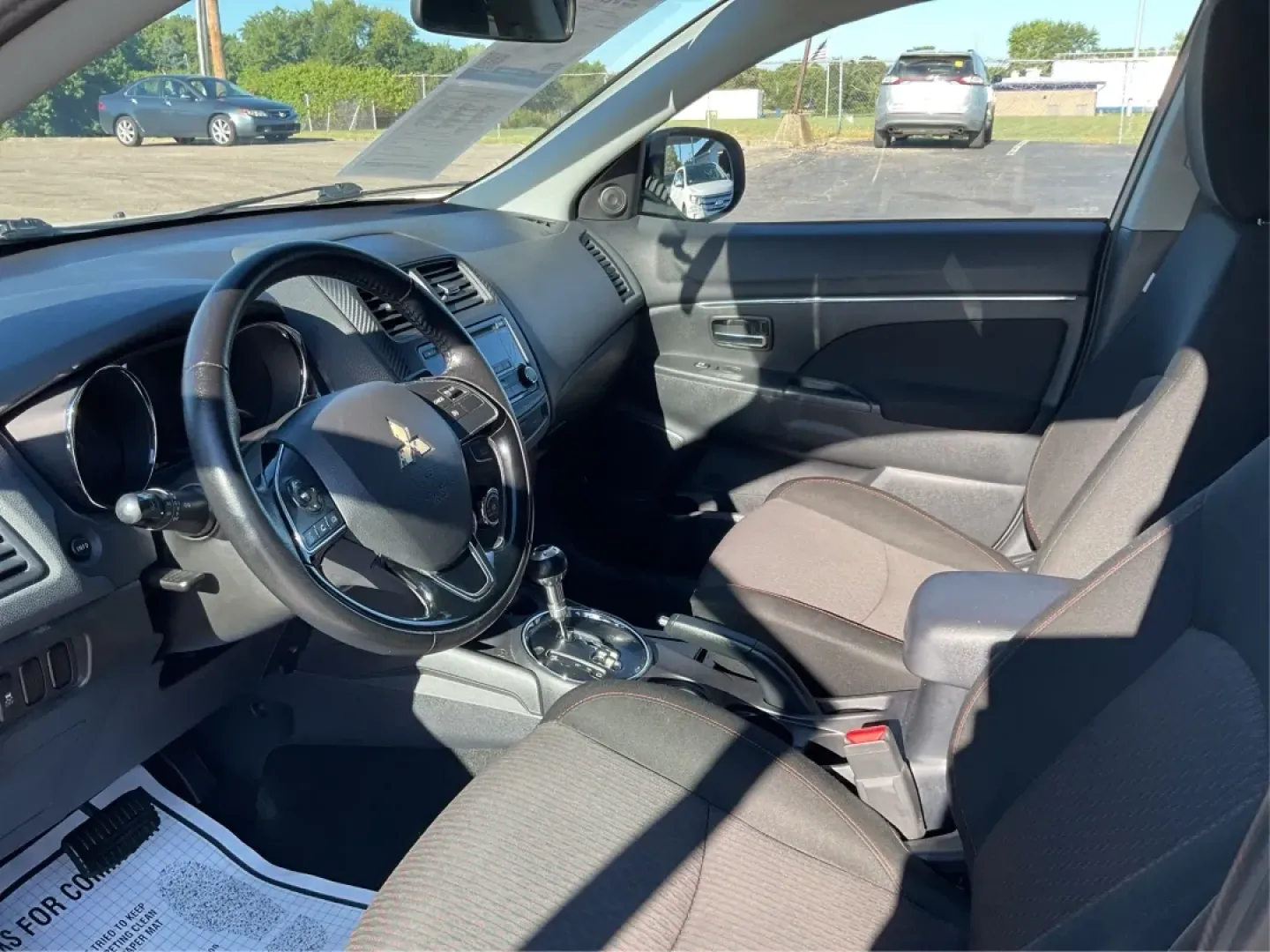 2017 Mitsubishi Outlander 2.0 ES (JA4AR3AU0HZ) with an 2L I-4 DOHC engine, located at 401 Woodman Dr, Riverside, OH, 45431, (937) 908-9800, 39.760899, -84.123421 - **Adventure Awaits with the 2017 Mitsubishi Outlander - Your Perfect Family SUV!**<br /> <br /> At Advantage Car and Credit - Piqua, we understand that your vehicle is more than just a mode of transportation; it's a gateway to adventure, a reliable partner for daily commutes, and a spacious haven fo - Photo#9