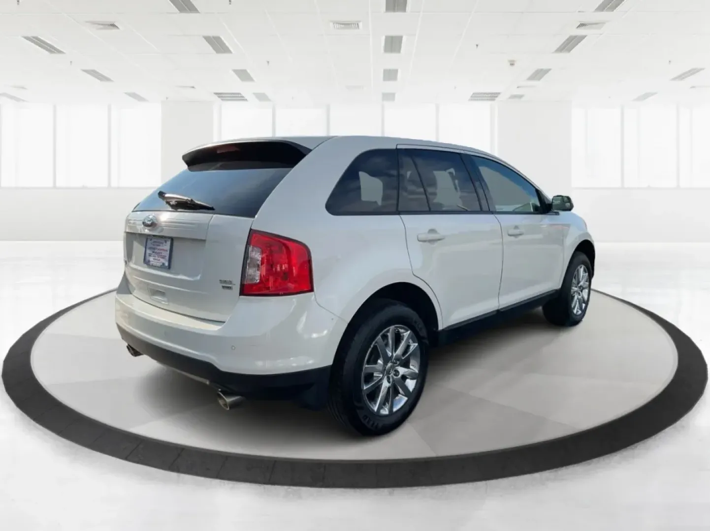 2013 Ford Edge SEL (2FMDK4JC4DB) with an 3.5L V-6 DOHC engine, located at 1951 S Dayton Lakeview Rd., New Carlisle, OH, 45344, (937) 908-9800, 39.890999, -84.050255 - **Explore the Great Outdoors with the 2013 Ford Edge SEL at Advantage Car and Credit - New Carlisle!**<br /> <br /> Are you ready for your next family adventure? The 2013 Ford Edge SEL is the perfect SUV for those seeking to balance everyday driving with weekend escapades. With its spacious interior - Photo#2