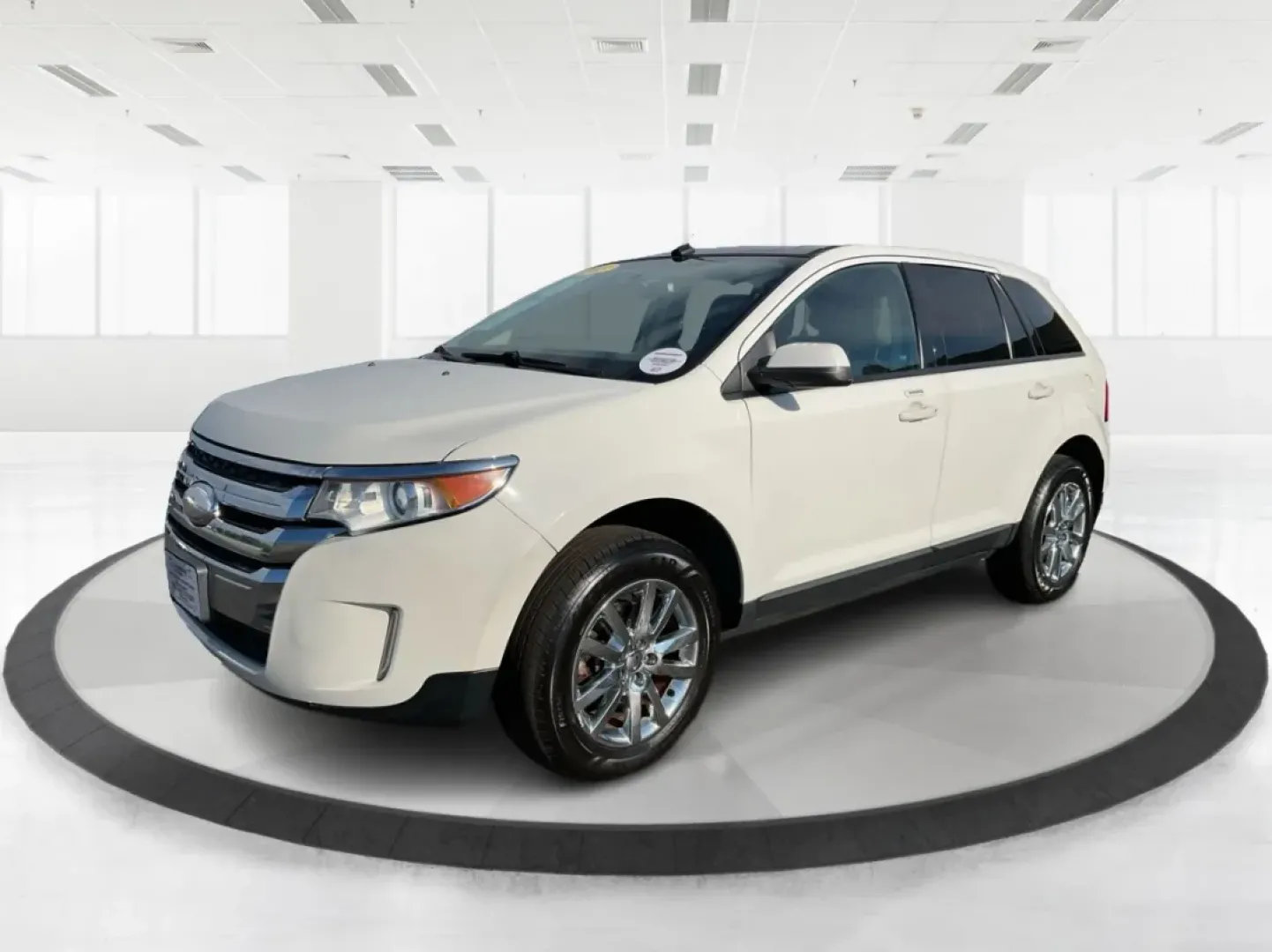 2013 Ford Edge SEL (2FMDK4JC4DB) with an 3.5L V-6 DOHC engine, located at 1951 S Dayton Lakeview Rd., New Carlisle, OH, 45344, (937) 908-9800, 39.890999, -84.050255 - **Explore the Great Outdoors with the 2013 Ford Edge SEL at Advantage Car and Credit - New Carlisle!**<br /> <br /> Are you ready for your next family adventure? The 2013 Ford Edge SEL is the perfect SUV for those seeking to balance everyday driving with weekend escapades. With its spacious interior - Photo#8