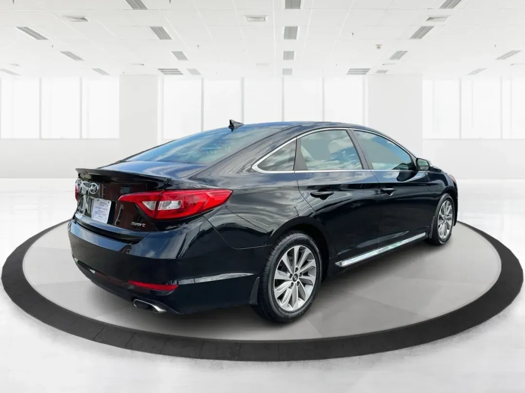 2016 Hyundai Sonata Sport (5NPE34AF2GH) with an 2.4L L4 DOHC 16V engine, 6-Speed Automatic transmission, located at 401 Woodman Dr, Riverside, OH, 45431, (937) 908-9800, 39.760899, -84.123421 - ### Unlock Your Journey with the 2016 Hyundai Sonata Sport at Advantage Car and Credit - Fairborn<br /> <br /> Are you in the market for a vehicle that can effortlessly transition from daily commutes to weekend getaways? Look no further than the 2016 Hyundai Sonata Sport, available now at Advantage - Photo#2