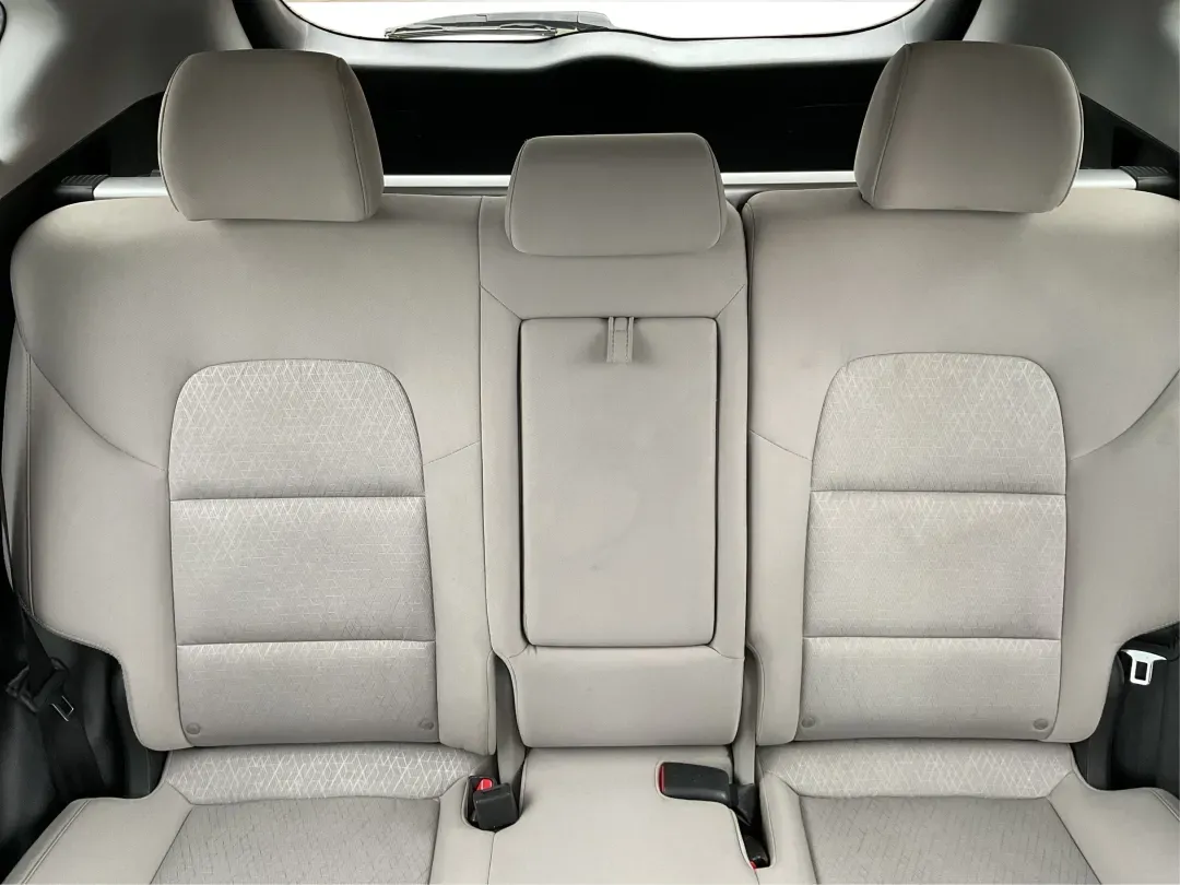 2016 Hyundai Tucson SE (KM8J3CA43GU) with an Nu 2L I-4 gasoline direct injection engine, located at 1230 East Main St, Xenia, OH, 45385, (937) 908-9800, 39.688026, -83.910172 - **Elevate Your Daily Drive with the 2016 Hyundai Tucson SE Perfect for Your Active Lifestyle!**<br /> <br /> Are you in search of a reliable vehicle that fits your busy lifestyle? The 2016 Hyundai Tucson SE, available now at Advantage Car and Credit in Piqua, OH, is the ultimate SUV for those on th - Photo#14