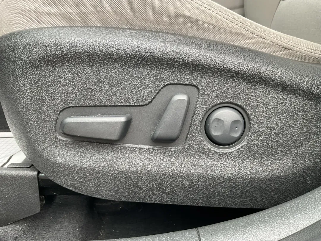 2016 Hyundai Tucson SE (KM8J3CA43GU) with an Nu 2L I-4 gasoline direct injection engine, located at 1230 East Main St, Xenia, OH, 45385, (937) 908-9800, 39.688026, -83.910172 - **Elevate Your Daily Drive with the 2016 Hyundai Tucson SE Perfect for Your Active Lifestyle!**<br /> <br /> Are you in search of a reliable vehicle that fits your busy lifestyle? The 2016 Hyundai Tucson SE, available now at Advantage Car and Credit in Piqua, OH, is the ultimate SUV for those on th - Photo#17