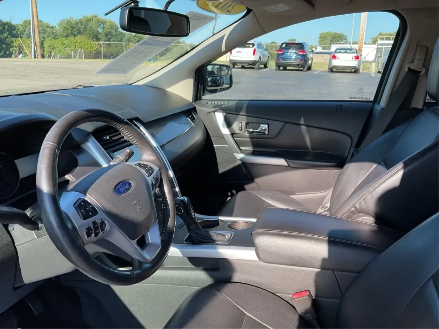 2011 Ford Edge SEL (2FMDK4JC9BB) with an 3.5L V-6 DOHC engine, located at 4508 South Dixie Dr, Moraine, OH, 45439, (937) 908-9800, 39.689976, -84.218452 - **Adventure Awaits with the 2011 Ford Edge SEL Perfect for Family Road Trips and Daily Commuting!**<br /> <br /> Are you ready to elevate your driving experience with a perfect blend of style, comfort, and capability? Look no further than this stunning 2011 Ford Edge SEL, ideal for families seeking - Photo#9