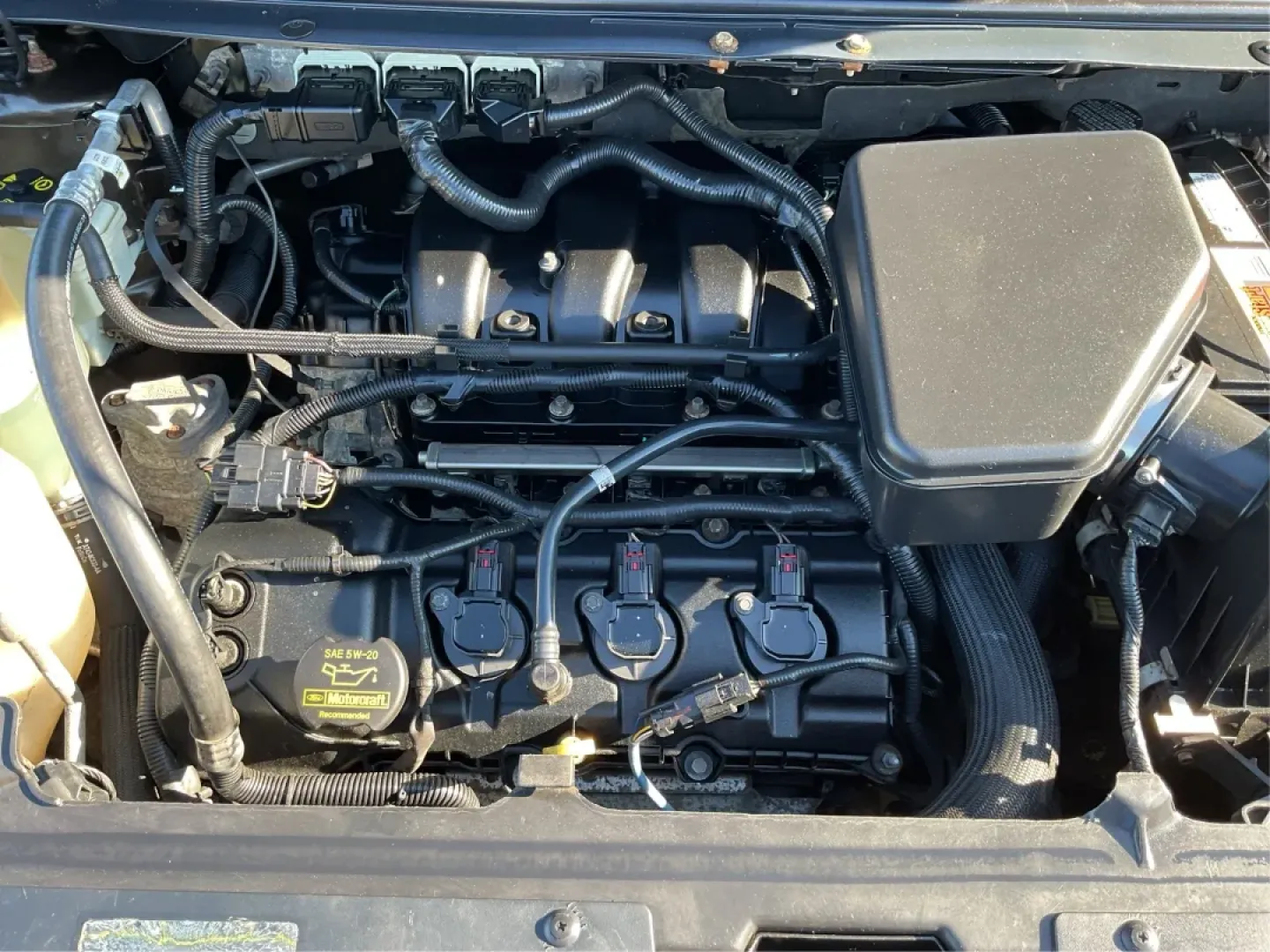 2011 Ford Edge SEL (2FMDK4JC9BB) with an 3.5L V-6 DOHC engine, located at 4508 South Dixie Dr, Moraine, OH, 45439, (937) 908-9800, 39.689976, -84.218452 - **Adventure Awaits with the 2011 Ford Edge SEL Perfect for Family Road Trips and Daily Commuting!**<br /> <br /> Are you ready to elevate your driving experience with a perfect blend of style, comfort, and capability? Look no further than this stunning 2011 Ford Edge SEL, ideal for families seeking - Photo#11