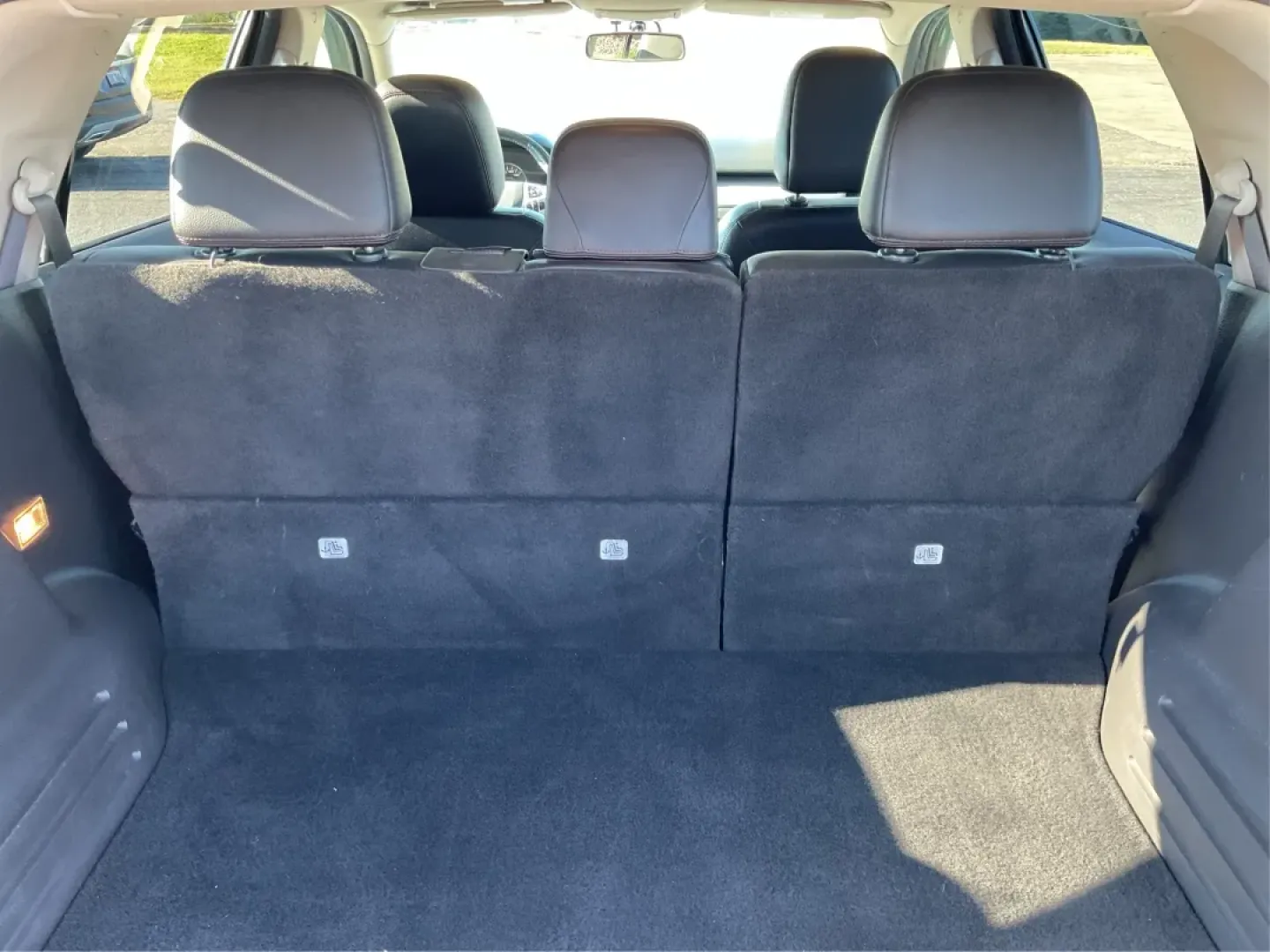 2011 Ford Edge SEL (2FMDK4JC9BB) with an 3.5L V-6 DOHC engine, located at 4508 South Dixie Dr, Moraine, OH, 45439, (937) 908-9800, 39.689976, -84.218452 - **Adventure Awaits with the 2011 Ford Edge SEL Perfect for Family Road Trips and Daily Commuting!**<br /> <br /> Are you ready to elevate your driving experience with a perfect blend of style, comfort, and capability? Look no further than this stunning 2011 Ford Edge SEL, ideal for families seeking - Photo#12