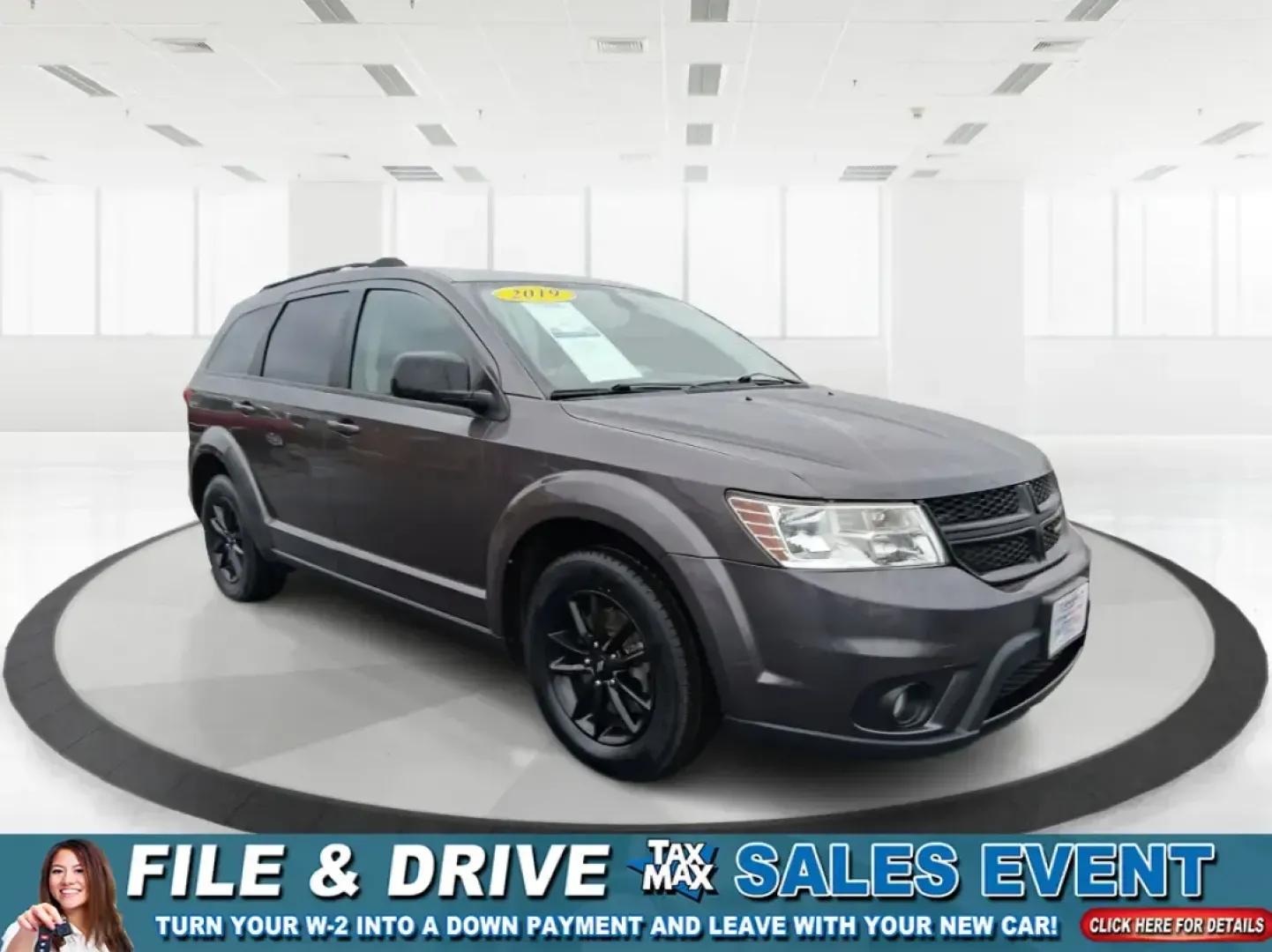 2019 Dodge Journey SE (3C4PDCBB0KT) with an 2.4L L6 DOHC 16V engine, 4A transmission, located at 1230 East Main St, Xenia, OH, 45385, (937) 908-9800, 39.688026, -83.910172 - ### Discover Your Next Adventure with the 2019 Dodge Journey SE Perfect for Growing Families!<br /> <br /> Are you looking for a reliable and spacious SUV that can accommodate your family's needs and adventures? Look no further than this 2019 Dodge Journey SE, now available at Advantage Car and Cre - Photo#0
