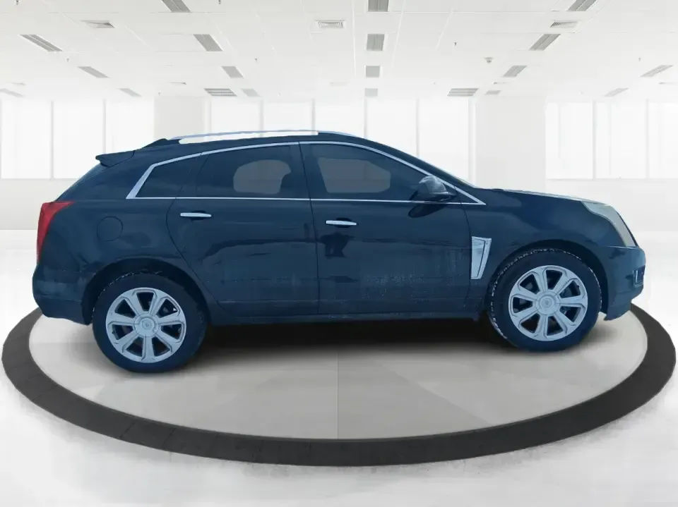 2014 Cadillac SRX Performance Collection (3GYFNCE38ES) with an 3.6L V-6 gasoline direct injection engine, located at 8750 N County Rd 25A, Piqua, OH, 45356, (937) 908-9800, 40.164391, -84.232513 - **Experience Luxury and Versatility with the 2014 Cadillac SRX Performance Collection at Advantage Car and Credit - Riverside!**<br /> <br /> Are you in search of a vehicle that accommodates both your daily commutes and weekend adventures while ensuring you travel in style? Look no further than the - Photo#1