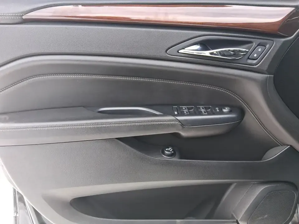 2014 Cadillac SRX Performance Collection (3GYFNCE38ES) with an 3.6L V-6 gasoline direct injection engine, located at 8750 N County Rd 25A, Piqua, OH, 45356, (937) 908-9800, 40.164391, -84.232513 - **Experience Luxury and Versatility with the 2014 Cadillac SRX Performance Collection at Advantage Car and Credit - Riverside!**<br /> <br /> Are you in search of a vehicle that accommodates both your daily commutes and weekend adventures while ensuring you travel in style? Look no further than the - Photo#19