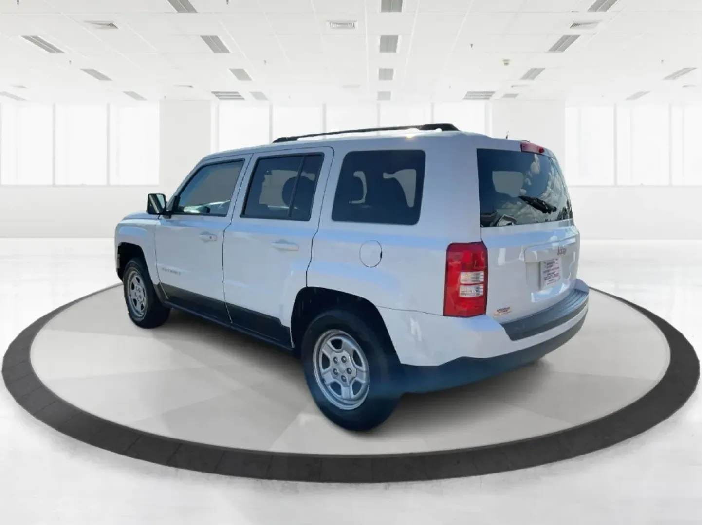 2016 Jeep Patriot Sport (1C4NJPBA0GD) with an Other engine, located at 401 Woodman Dr, Riverside, OH, 45431, (937) 908-9800, 39.760899, -84.123421 - **Unleash Your Adventurous Spirit with This 2016 Jeep Patriot Sport!**<br /> <br /> Are you looking for the perfect vehicle to elevate your weekend adventures or a reliable daily commuter? Look no further than this **2016 Jeep Patriot Sport**, now available at **Advantage Car and Credit - Xenia**. N - Photo#4