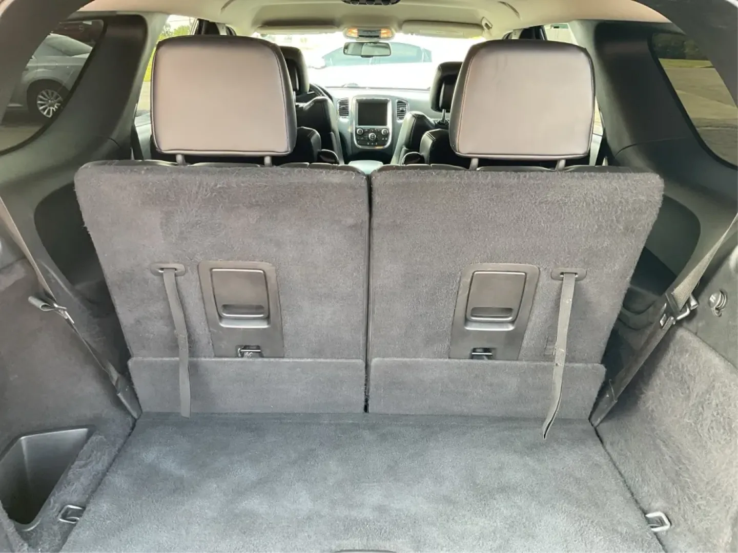 2015 Dodge Durango Limited (1C4RDJDGXFC) with an Other engine, located at 880 E. National Road, Vandalia, OH, 45377, (937) 908-9800, 39.891918, -84.183594 - **Discover Adventure with the 2015 Dodge Durango Limited at Advantage Car and Credit in New Carlisle, OH!**<br /> <br /> Are you on the lookout for a versatile SUV that can handle weekend adventures, family outings, or daily commutes? Look no further! The 2015 Dodge Durango Limited is designed for t - Photo#12