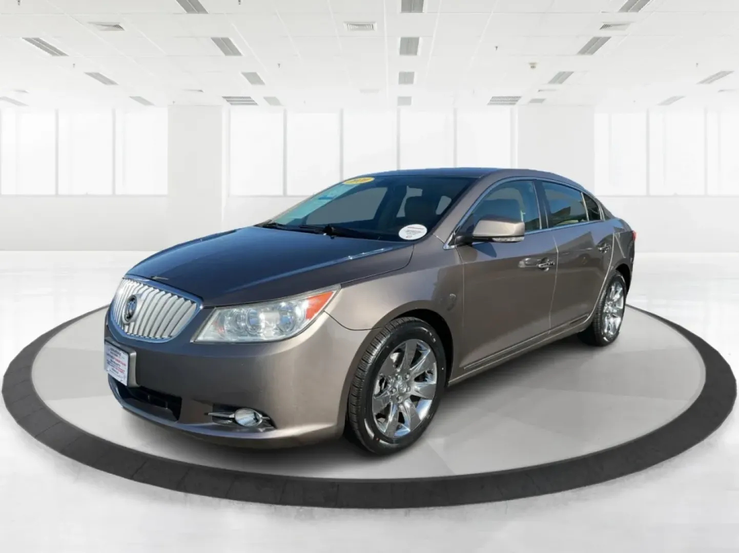 2010 Buick LaCrosse CXL (1G4GC5EG5AF) with an Ecotec 3L V-6 gasoline direct injection engine, located at 1184 Kauffman Ave, Fairborn, OH, 45324, (937) 908-9800, 39.807072, -84.030914 - **Experience Luxury and Comfort with the 2010 Buick LaCrosse CXL at Advantage Car and Credit - Fairborn!**<br /> <br /> Imagine gliding down the picturesque streets of Fairborn, OH, in a stylish sedan that combines luxury with practicality. Whether you're commuting to work, running errands around th - Photo#8