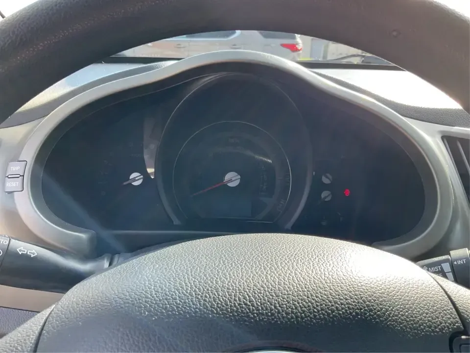 2015 Kia Sportage LX (KNDPBCAC2F7) with an 2.4L V6 DOHC 24V engine, 6-Speed Automatic transmission, located at 1099 N County Rd 25A, Troy, OH, 45373, (937) 908-9800, 40.057079, -84.212883 - Are you ready to elevate your driving experience and embark on unforgettable adventures? Look no further than this 2015 Kia Sportage LX, perfect for those who crave a reliable crossover that blends style with versatility. Whether you're commuting to work, shuttling the kids to school, or planning a - Photo#15