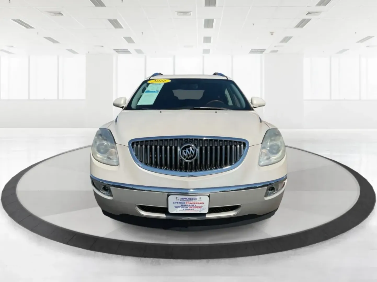 2011 Buick Enclave 1XL (5GAKVBED2BJ) with an 3.6L V-6 gasoline direct injection engine, located at 880 E. National Road, Vandalia, OH, 45377, (937) 908-9800, 39.891918, -84.183594 - **Discover the Perfect Family Adventure Vehicle at Advantage Car and Credit - Vandalia!**<br /> <br /> If you're on the lookout for a vehicle that offers both style and practicality, look no further than our 2011 Buick Enclave, available now at Advantage Car and Credit in Vandalia, OH. At our **Buy - Photo#7