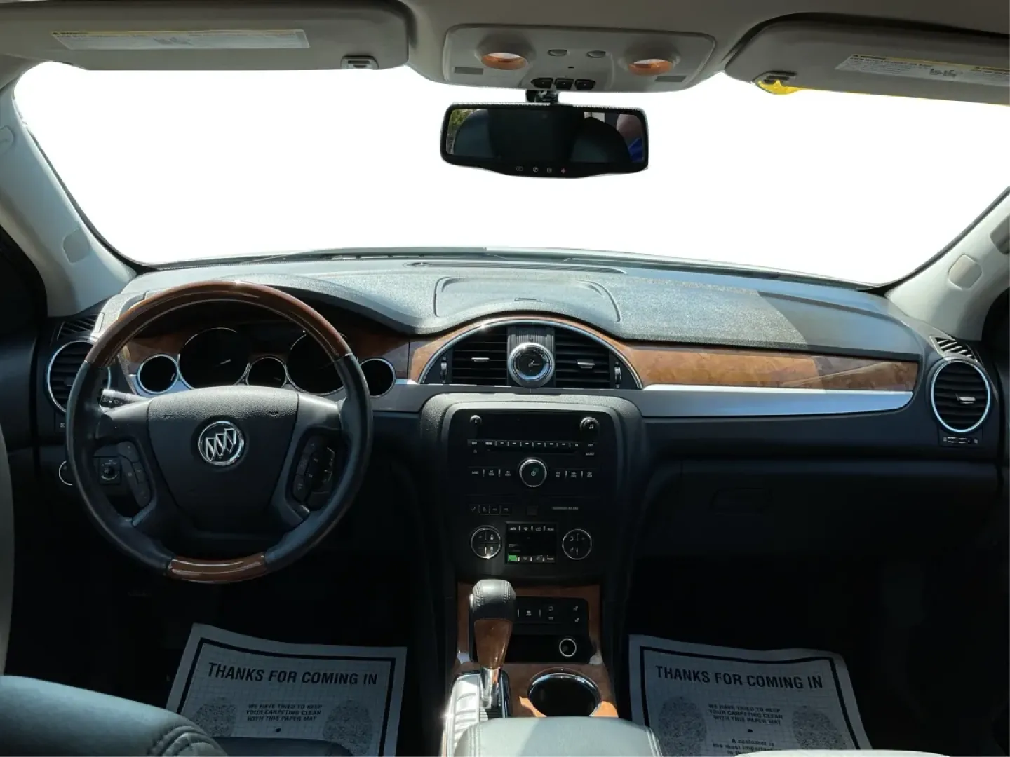 2011 Buick Enclave 1XL (5GAKVBED2BJ) with an 3.6L V-6 gasoline direct injection engine, located at 880 E. National Road, Vandalia, OH, 45377, (937) 908-9800, 39.891918, -84.183594 - **Discover the Perfect Family Adventure Vehicle at Advantage Car and Credit - Vandalia!**<br /> <br /> If you're on the lookout for a vehicle that offers both style and practicality, look no further than our 2011 Buick Enclave, available now at Advantage Car and Credit in Vandalia, OH. At our **Buy - Photo#21