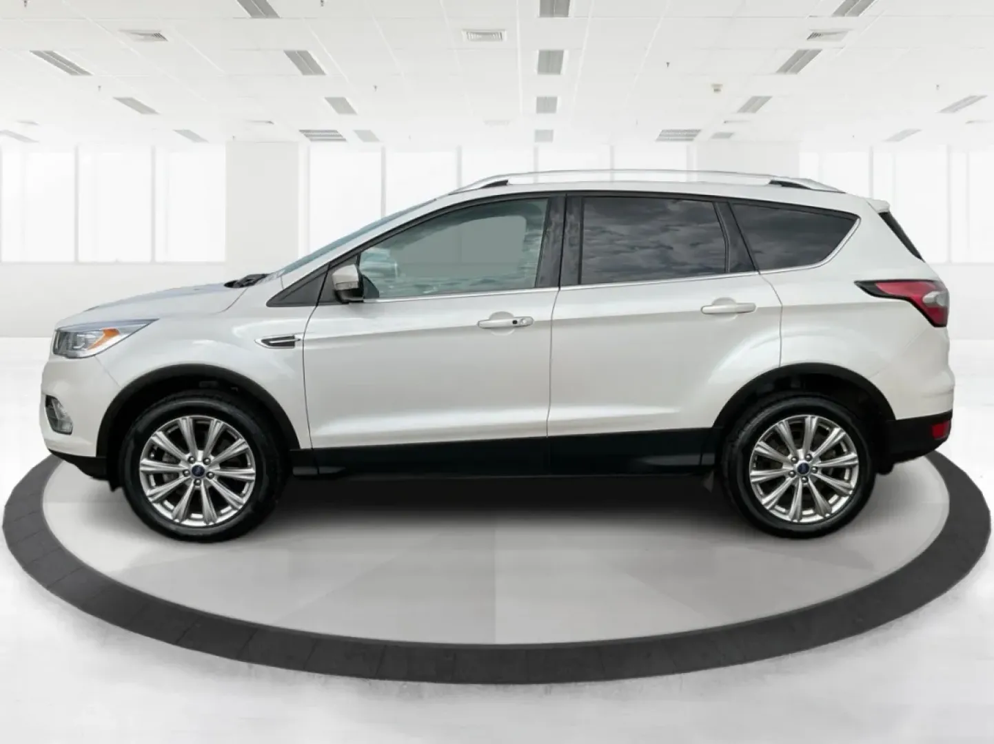 2018 Ford Escape Titanium (1FMCU9J97JU) with an EcoBoost 2L I-4 gasoline direct injection engine, located at 401 Woodman Dr, Riverside, OH, 45431, (937) 908-9800, 39.760899, -84.123421 - **Unleash Adventure with Your 2018 Ford Escape Titanium Perfect for Weekend Getaways!**<br /> <br /> If you're searching for a versatile vehicle that caters to your adventurous spirit while providing the comfort and style you deserve, look no further than the stunning 2018 Ford Escape Titanium avai - Photo#5