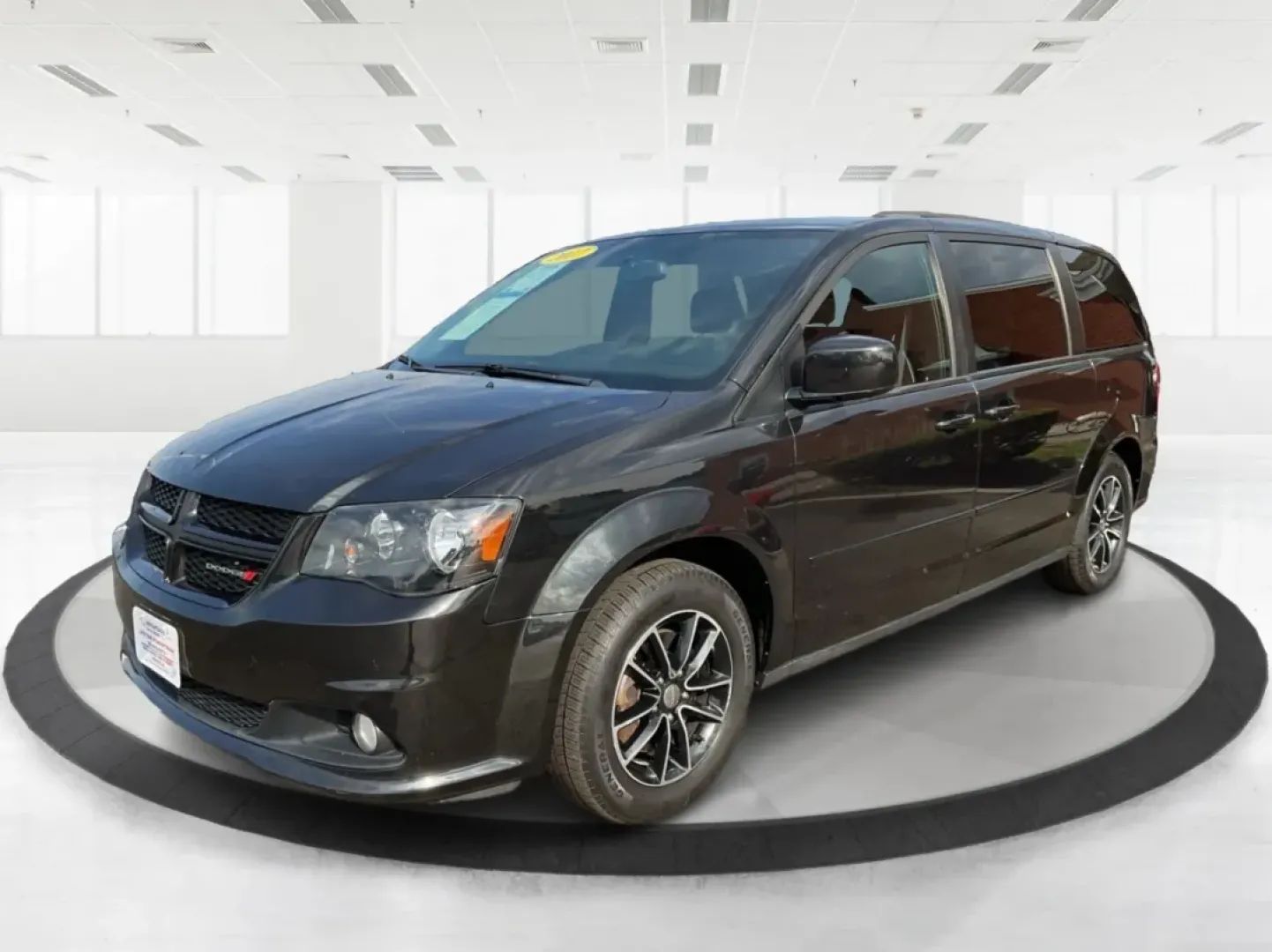 2017 Dodge Grand Caravan GT (2C4RDGEG4HR) with an Pentastar 3.6L V-6 DOHC engine, located at 1951 S Dayton Lakeview Rd., New Carlisle, OH, 45344, (937) 908-9800, 39.890999, -84.050255 - Elevate your family's adventures with the perfect vehicle designed for comfort and versatility-the 2017 Dodge Grand Caravan GT, available now at Advantage Car and Credit in Piqua, OH. This spacious passenger van is not just a mode of transport; it's the ideal companion for growing families, weekend - Photo#8