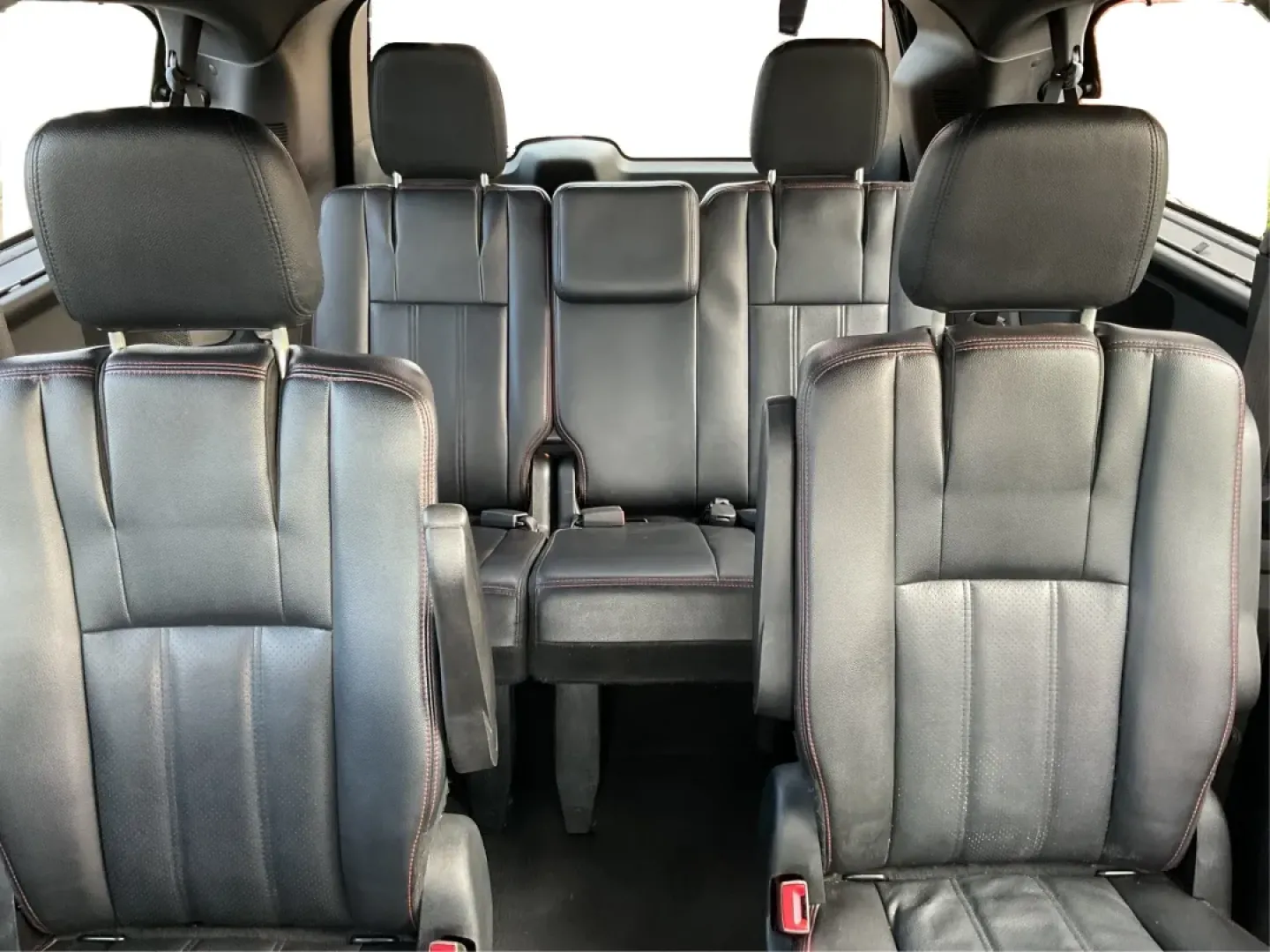 2017 Dodge Grand Caravan GT (2C4RDGEG4HR) with an Pentastar 3.6L V-6 DOHC engine, located at 1951 S Dayton Lakeview Rd., New Carlisle, OH, 45344, (937) 908-9800, 39.890999, -84.050255 - Elevate your family's adventures with the perfect vehicle designed for comfort and versatility-the 2017 Dodge Grand Caravan GT, available now at Advantage Car and Credit in Piqua, OH. This spacious passenger van is not just a mode of transport; it's the ideal companion for growing families, weekend - Photo#13