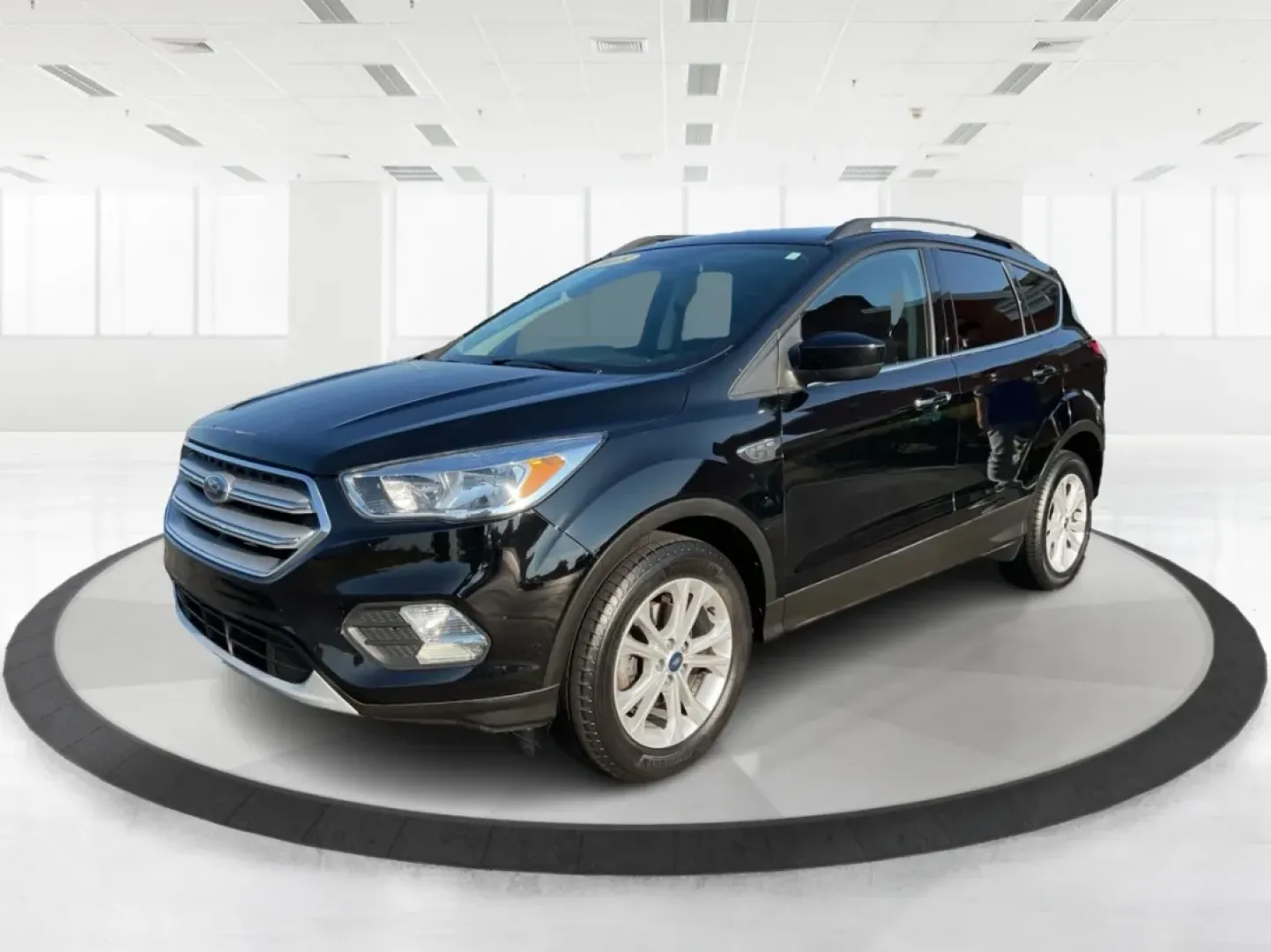 2018 Ford Escape SE (1FMCU0GD6JU) with an Other engine, located at 1184 Kauffman Ave, Fairborn, OH, 45324, (937) 908-9800, 39.807072, -84.030914 - Experience adventure and comfort on the open road with the 2018 Ford Escape SE, available now at Advantage Car and Credit in Vandalia, OH. This versatile SUV is perfect for families, outdoor enthusiasts, and commuters alike, providing a seamless blend of style, safety, and functionality. With plenty - Photo#8