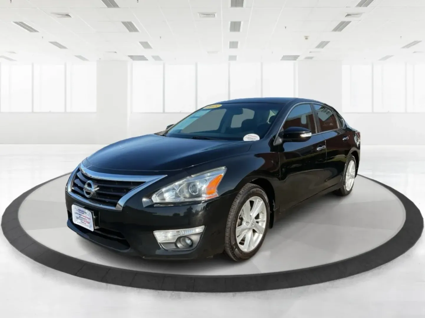 2015 Nissan Altima 2.5 SL (1N4AL3APXFC) with an 2.5L I-4 DOHC engine, located at 4508 South Dixie Dr, Moraine, OH, 45439, (937) 908-9800, 39.689976, -84.218452 - **Elevate Your Daily Drive with the 2015 Nissan Altima 2.5 SL Perfect for Every Journey!**<br /> <br /> Are you looking for a reliable sedan that effortlessly transitions from weekday commutes to weekend adventures? The 2015 Nissan Altima 2.5 SL is not just a vehicle; it's a lifestyle upgrade. Desi - Photo#8