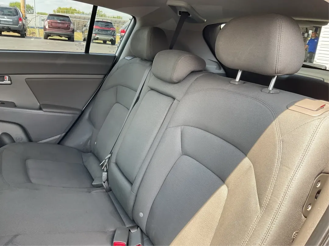 2013 Kia Sportage LX (KNDPBCA26D7) with an 2.4L I-4 DOHC engine, located at 8750 N County Rd 25A, Piqua, OH, 45356, (937) 908-9800, 40.164391, -84.232513 - Experience the ultimate blend of versatility and comfort with this 2013 Kia Sportage LX, perfect for families on the go, urban commuters, or those planning outdoor weekend adventures. This reliable crossover's spacious interior and dynamic performance make it an ideal choice for drivers seeking a de - Photo#10