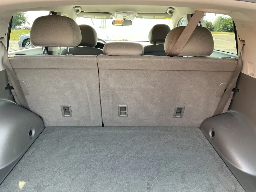 2013 Kia Sportage LX (KNDPBCA26D7) with an 2.4L I-4 DOHC engine, located at 8750 N County Rd 25A, Piqua, OH, 45356, (937) 908-9800, 40.164391, -84.232513 - Experience the ultimate blend of versatility and comfort with this 2013 Kia Sportage LX, perfect for families on the go, urban commuters, or those planning outdoor weekend adventures. This reliable crossover's spacious interior and dynamic performance make it an ideal choice for drivers seeking a de - Photo#11