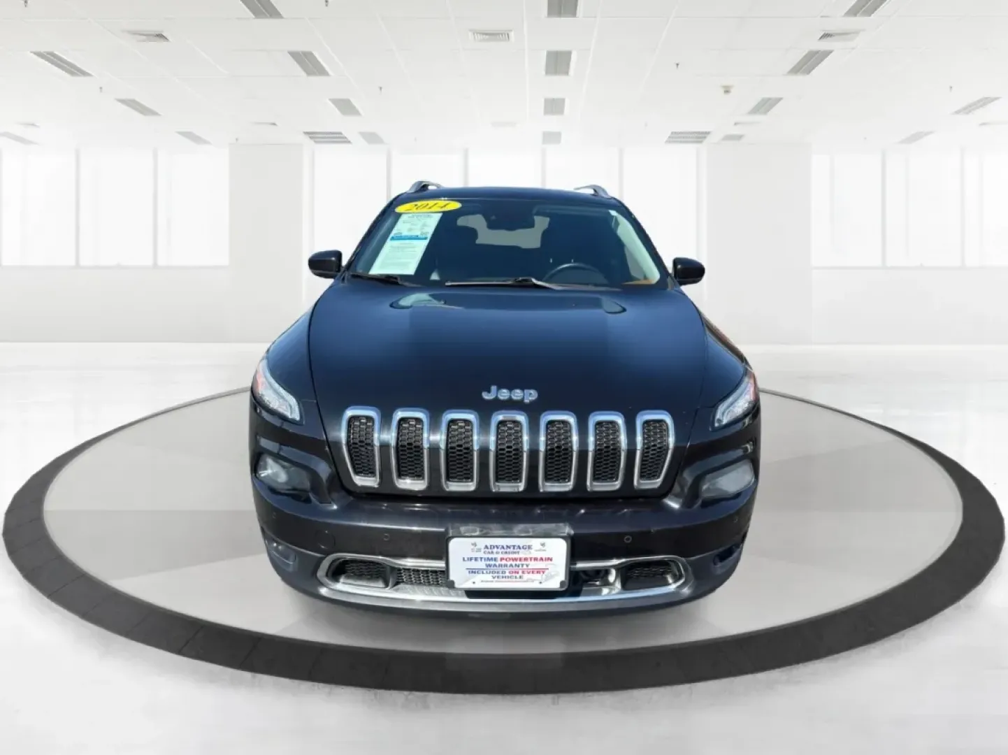 2014 Jeep Cherokee Limited (1C4PJMDS3EW) with an Other engine, located at 1230 East Main St, Xenia, OH, 45385, (937) 908-9800, 39.688026, -83.910172 - ### Explore the Great Outdoors with the 2014 Jeep Cherokee Limited Perfect for Adventurers and Families!<br /> <br /> Are you ready to take your weekend getaways and family road trips to the next level? The 2014 Jeep Cherokee Limited is here to meet your adventurous lifestyle head-on! With its powe - Photo#7