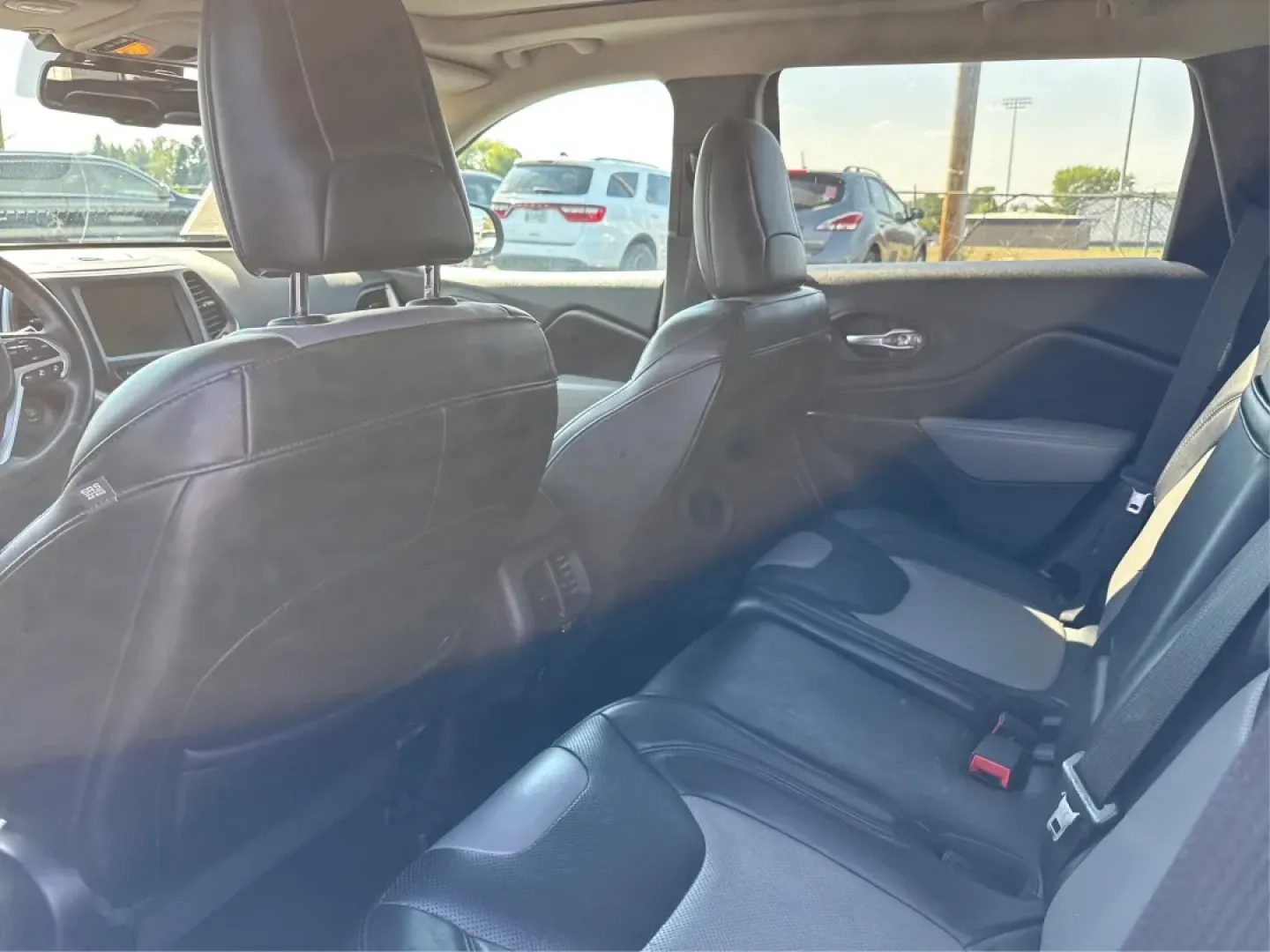 2014 Jeep Cherokee Limited (1C4PJMDS3EW) with an Other engine, located at 1230 East Main St, Xenia, OH, 45385, (937) 908-9800, 39.688026, -83.910172 - ### Explore the Great Outdoors with the 2014 Jeep Cherokee Limited Perfect for Adventurers and Families!<br /> <br /> Are you ready to take your weekend getaways and family road trips to the next level? The 2014 Jeep Cherokee Limited is here to meet your adventurous lifestyle head-on! With its powe - Photo#10