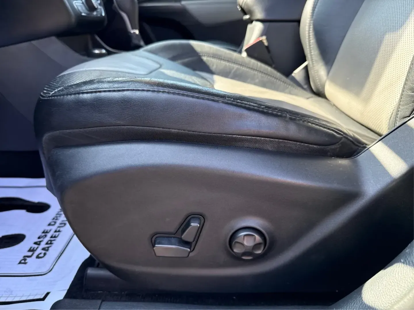 2014 Jeep Cherokee Limited (1C4PJMDS3EW) with an Other engine, located at 1230 East Main St, Xenia, OH, 45385, (937) 908-9800, 39.688026, -83.910172 - ### Explore the Great Outdoors with the 2014 Jeep Cherokee Limited Perfect for Adventurers and Families!<br /> <br /> Are you ready to take your weekend getaways and family road trips to the next level? The 2014 Jeep Cherokee Limited is here to meet your adventurous lifestyle head-on! With its powe - Photo#18