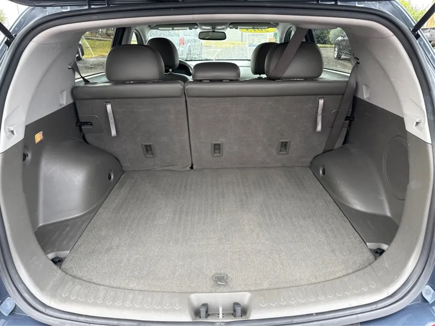 2013 Kia Sportage EX (KNDPCCA24D7) with an 2.4L I-4 DOHC engine, located at 1099 N County Rd 25A, Troy, OH, 45373, (937) 908-9800, 40.057079, -84.212883 - **Discover the Perfect Crossover for Your Active Lifestyle: 2013 Kia Sportage EX at Advantage Car and Credit in Troy, OH!**<br /> <br /> Are you ready to elevate your adventures? The 2013 Kia Sportage EX is a versatile crossover designed for families on the go, weekend warriors, or anyone looking to - Photo#12