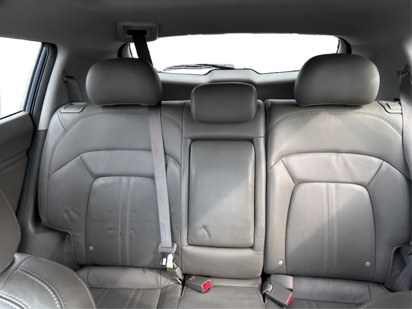 2013 Kia Sportage EX (KNDPCCA24D7) with an 2.4L I-4 DOHC engine, located at 1099 N County Rd 25A, Troy, OH, 45373, (937) 908-9800, 40.057079, -84.212883 - **Discover the Perfect Crossover for Your Active Lifestyle: 2013 Kia Sportage EX at Advantage Car and Credit in Troy, OH!**<br /> <br /> Are you ready to elevate your adventures? The 2013 Kia Sportage EX is a versatile crossover designed for families on the go, weekend warriors, or anyone looking to - Photo#14