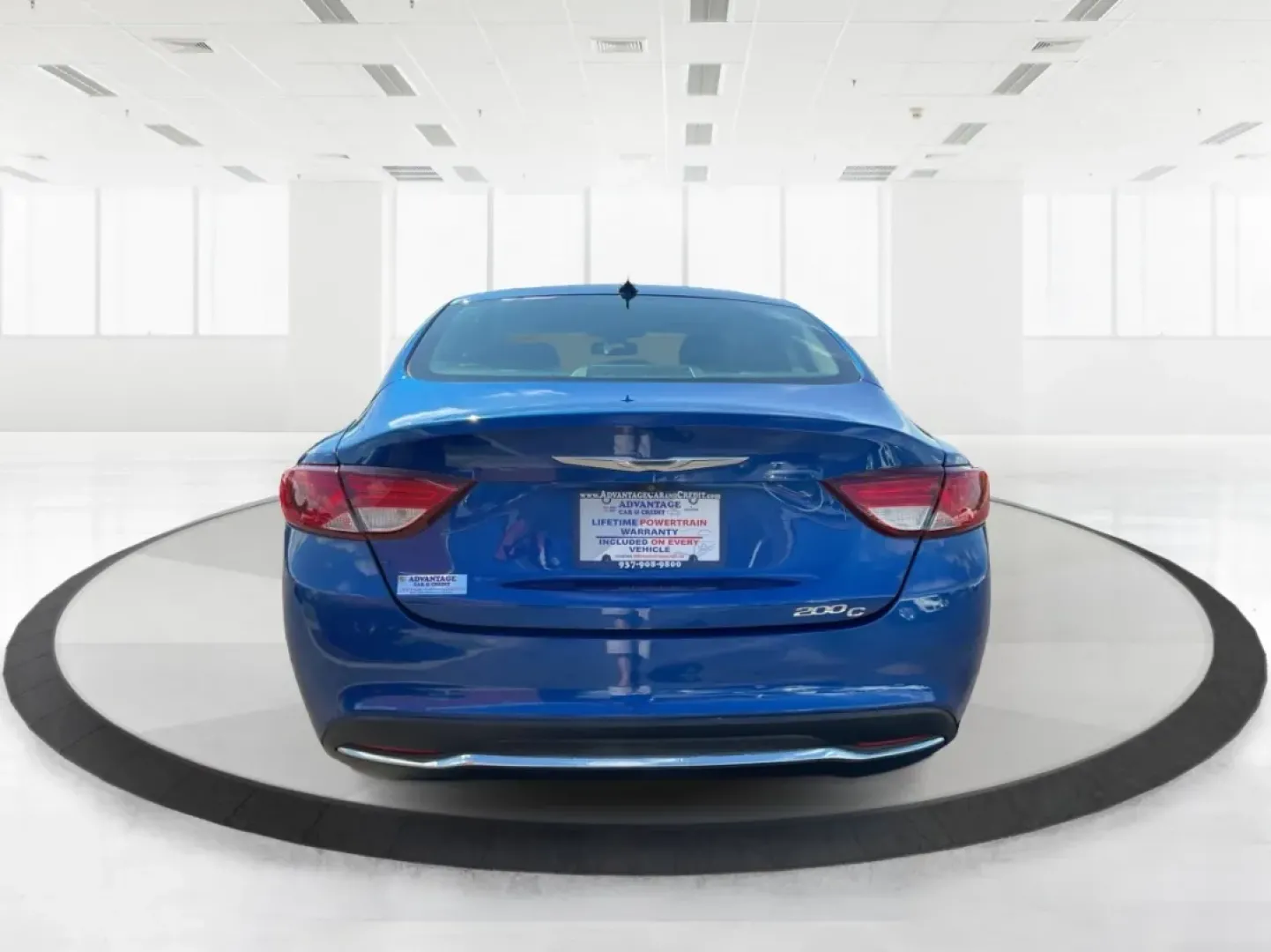 2015 Chrysler 200 C (1C3CCCCB0FN) with an 3.6L V-6 DOHC engine, located at 880 E. National Road, Vandalia, OH, 45377, (937) 908-9800, 39.891918, -84.183594 - **Hit the Road with Confidence: 2015 Chrysler 200 C at Advantage Car and Credit in Vandalia, OH**<br /> <br /> Are you searching for a dependable vehicle that effortlessly combines style, comfort, and advanced technology? Look no further than this stunning 2015 Chrysler 200 C, available now at Advan - Photo#3