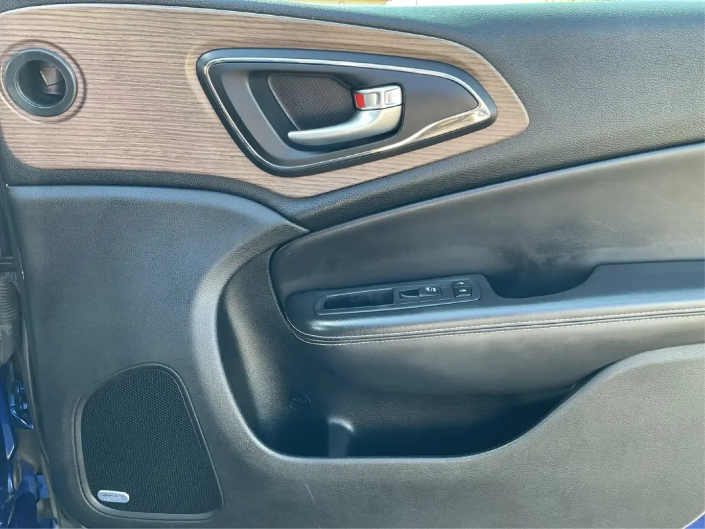 2015 Chrysler 200 C (1C3CCCCB0FN) with an 3.6L V-6 DOHC engine, located at 880 E. National Road, Vandalia, OH, 45377, (937) 908-9800, 39.891918, -84.183594 - **Hit the Road with Confidence: 2015 Chrysler 200 C at Advantage Car and Credit in Vandalia, OH**<br /> <br /> Are you searching for a dependable vehicle that effortlessly combines style, comfort, and advanced technology? Look no further than this stunning 2015 Chrysler 200 C, available now at Advan - Photo#20