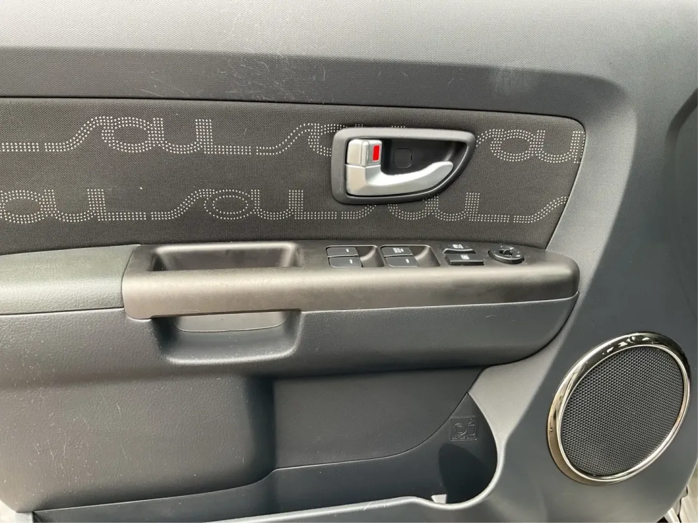 2013 Kia Soul + (KNDJT2A6XD7) with an Other engine, located at 4508 South Dixie Dr, Moraine, OH, 45439, (937) 908-9800, 39.689976, -84.218452 - **Elevate Your Everyday with the 2013 Kia Soul Perfect for the Modern Lifestyle!**<br /> <br /> Are you ready to embrace a vehicle that effortlessly fits into your busy life? The 2013 Kia Soul is your ideal companion, whether you're a growing family needing a reliable ride, a commuter seeking comfo - Photo#17