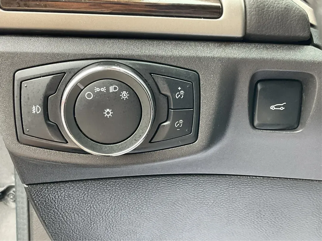 2014 Ford Fusion SE (3FA6P0HD2ER) with an Other engine, located at 1099 N County Rd 25A, Troy, OH, 45373, (937) 908-9800, 40.057079, -84.212883 - **Discover Your Next Adventure with the 2014 Ford Fusion SE at Advantage Car and Credit - Moraine** <br /> <br /> Are you ready to elevate your daily commute or family road trips? The 2014 Ford Fusion SE is your gateway to a lifestyle brimming with comfort, technology, and reliability. Ideal for bu - Photo#17