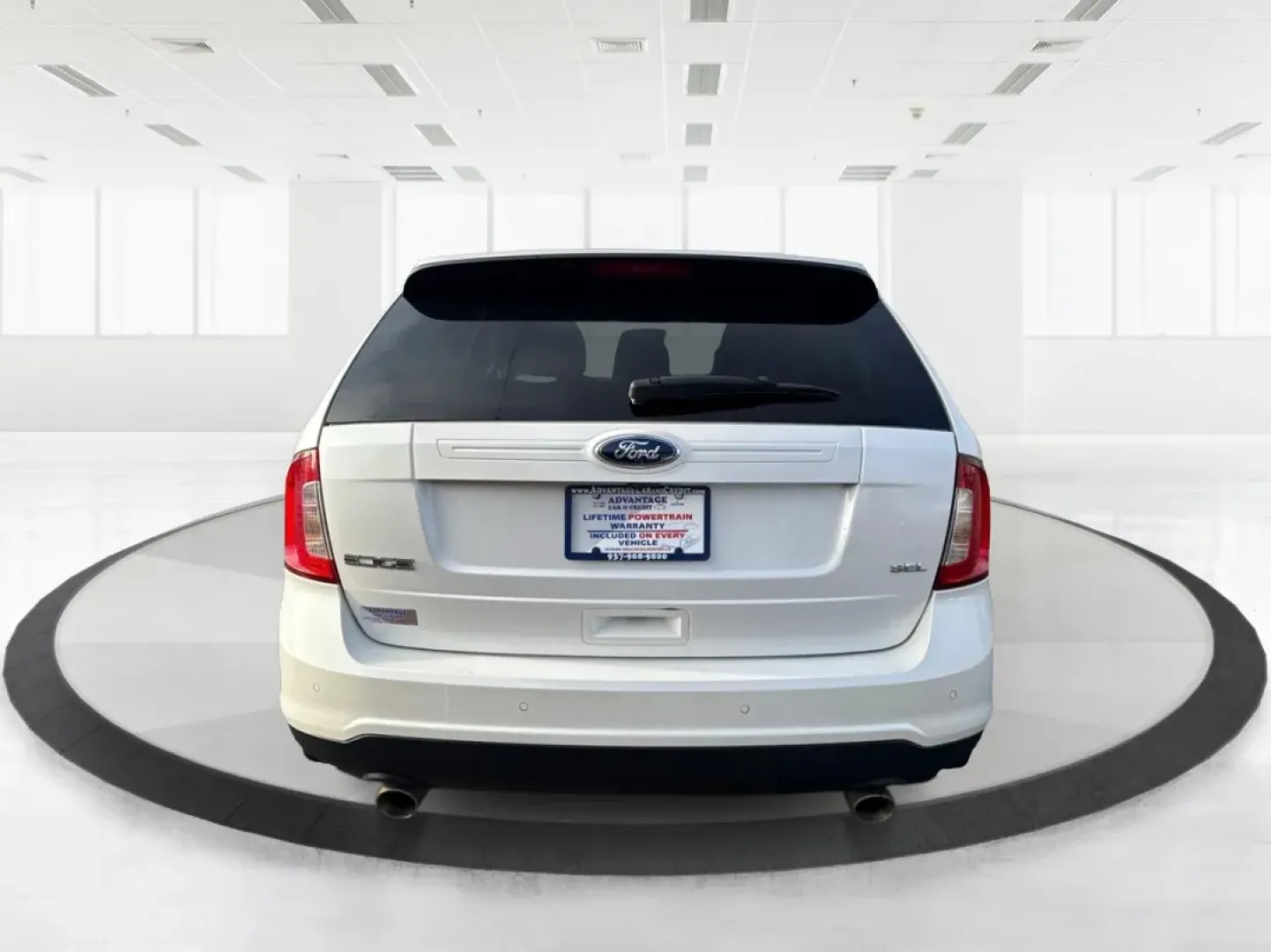 2013 Ford Edge SEL (2FMDK3JC0DB) with an Other engine, located at 4508 South Dixie Dr, Moraine, OH, 45439, (937) 908-9800, 39.689976, -84.218452 - **Discover Adventure in the 2013 Ford Edge SEL SUV at Advantage Car and Credit - Moraine!**<br /> <br /> Are you ready to embrace a lifestyle filled with adventure, comfort, and reliability? Look no further than this stunning **2013 Ford Edge SEL** SUV! With its spacious interior and robust features - Photo#3