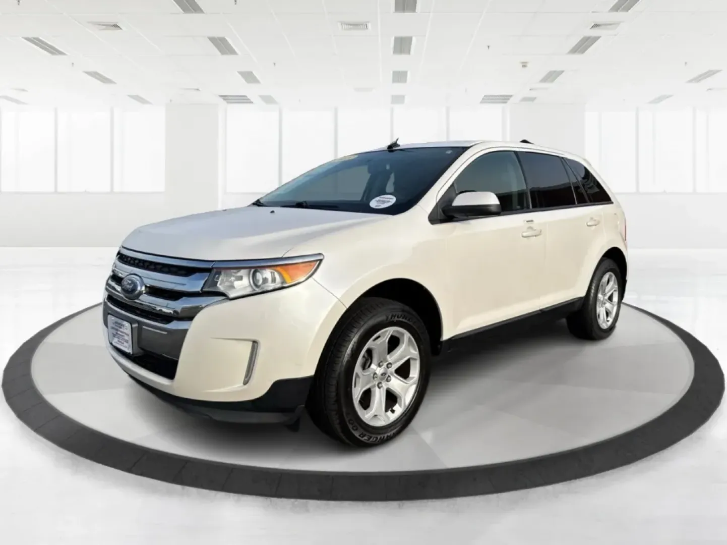 2013 Ford Edge SEL (2FMDK3JC0DB) with an Other engine, located at 4508 South Dixie Dr, Moraine, OH, 45439, (937) 908-9800, 39.689976, -84.218452 - **Discover Adventure in the 2013 Ford Edge SEL SUV at Advantage Car and Credit - Moraine!**<br /> <br /> Are you ready to embrace a lifestyle filled with adventure, comfort, and reliability? Look no further than this stunning **2013 Ford Edge SEL** SUV! With its spacious interior and robust features - Photo#8